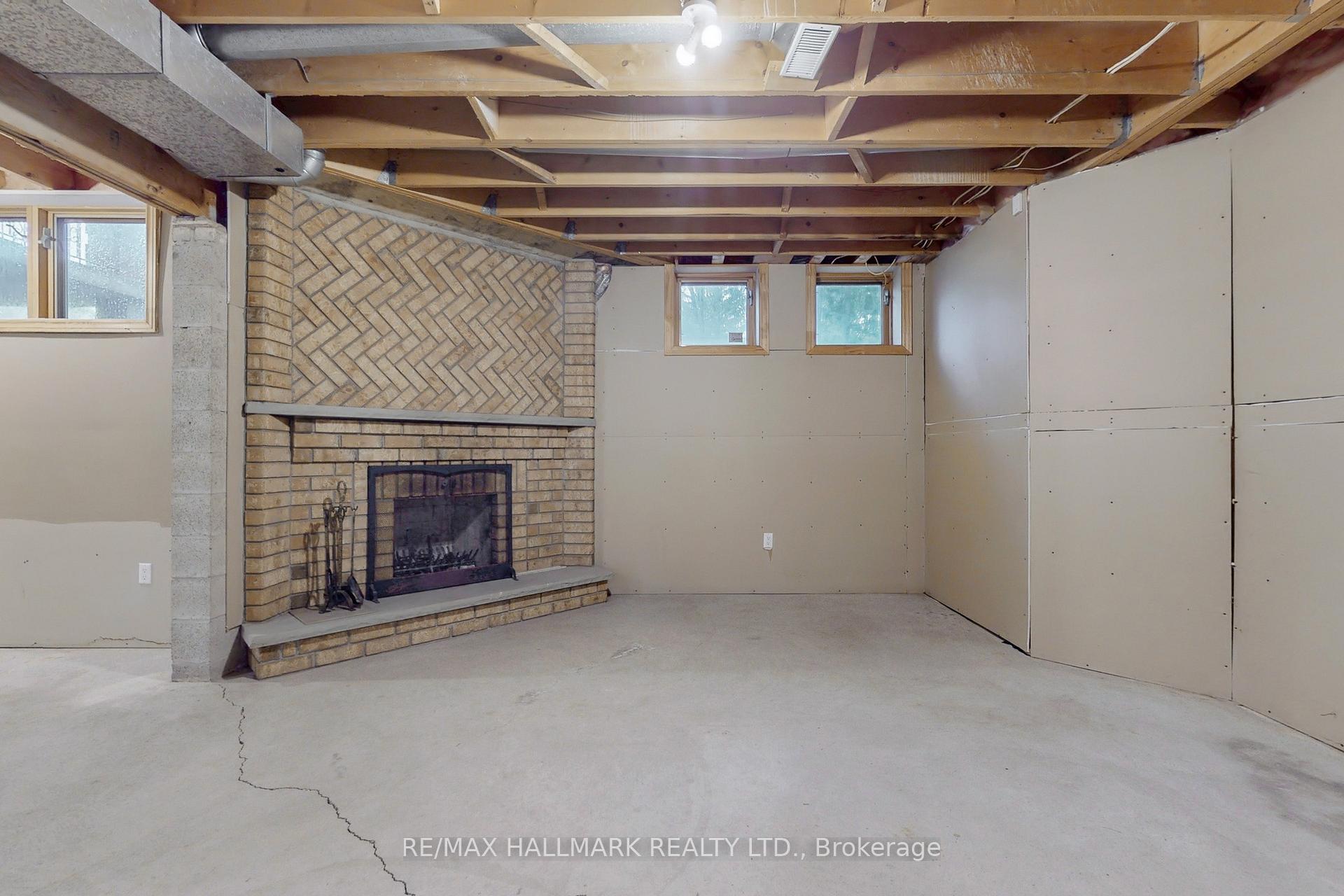 Photo 35 of 19 Hillside Avenue, Vaughan, Concord — HOMEH