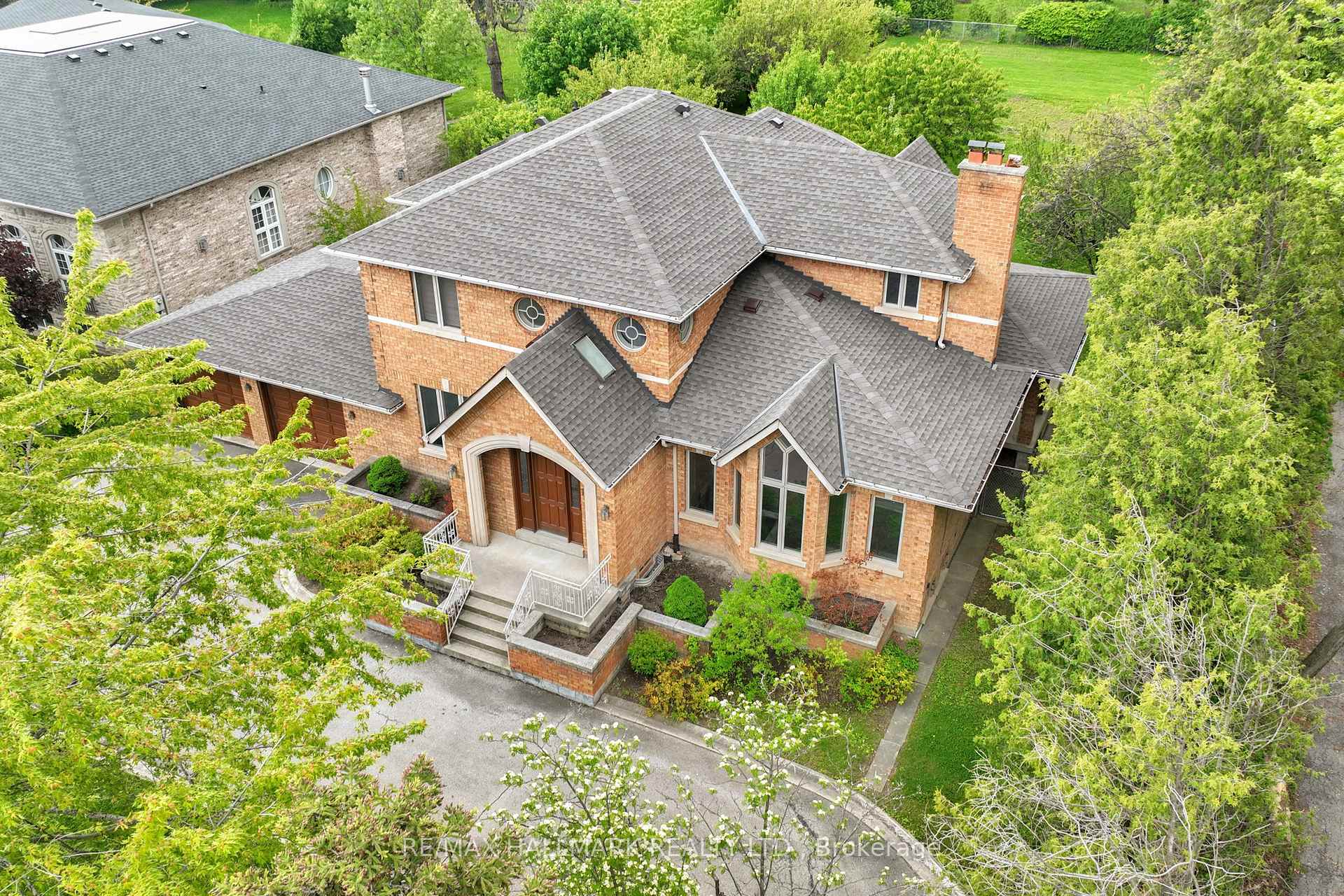 Photo 45 of 19 Hillside Avenue, Vaughan, Concord — HOMEH