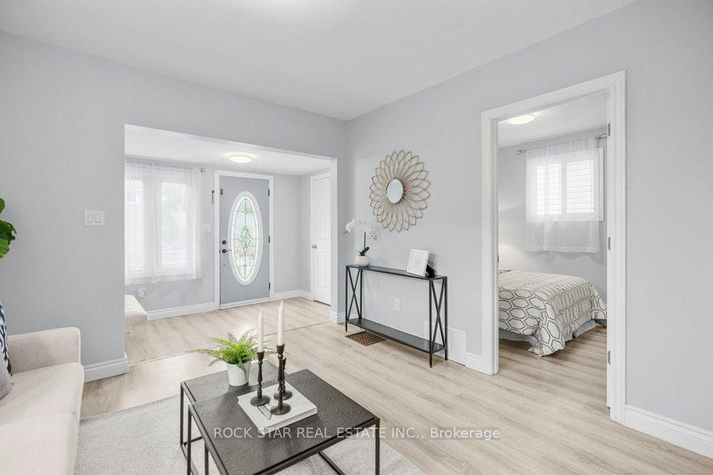 Photo 6 of 158 Crowland Avenue, Welland, Lincoln/Crowland — HOMEH