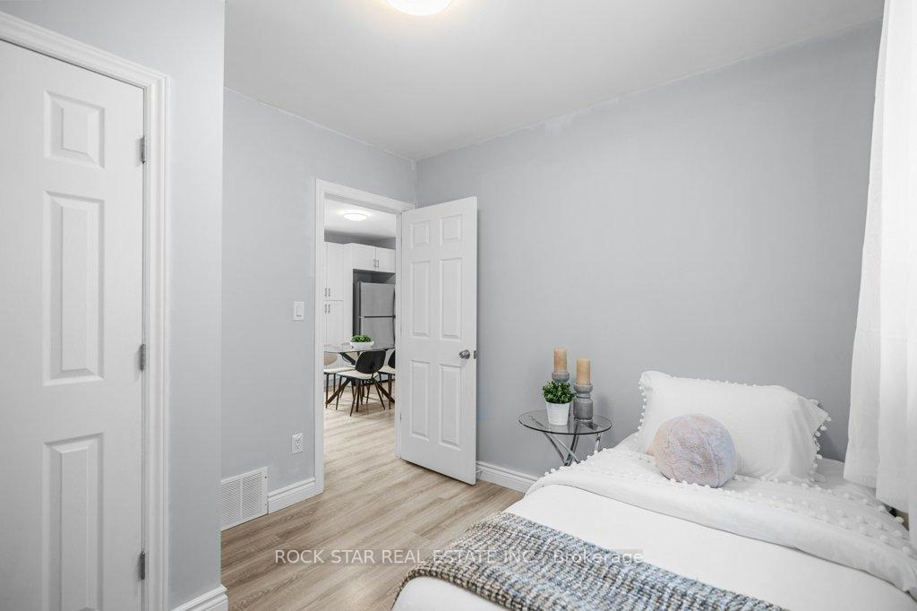 Photo 14 of 158 Crowland Avenue, Welland, Lincoln/Crowland — HOMEH