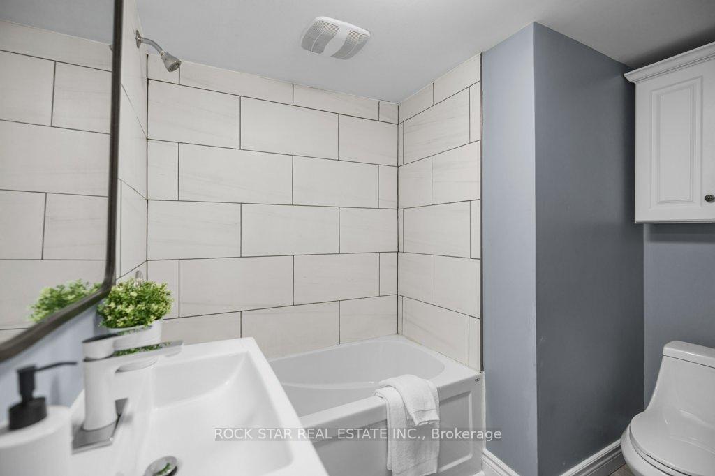 Photo 15 of 158 Crowland Avenue, Welland, Lincoln/Crowland — HOMEH