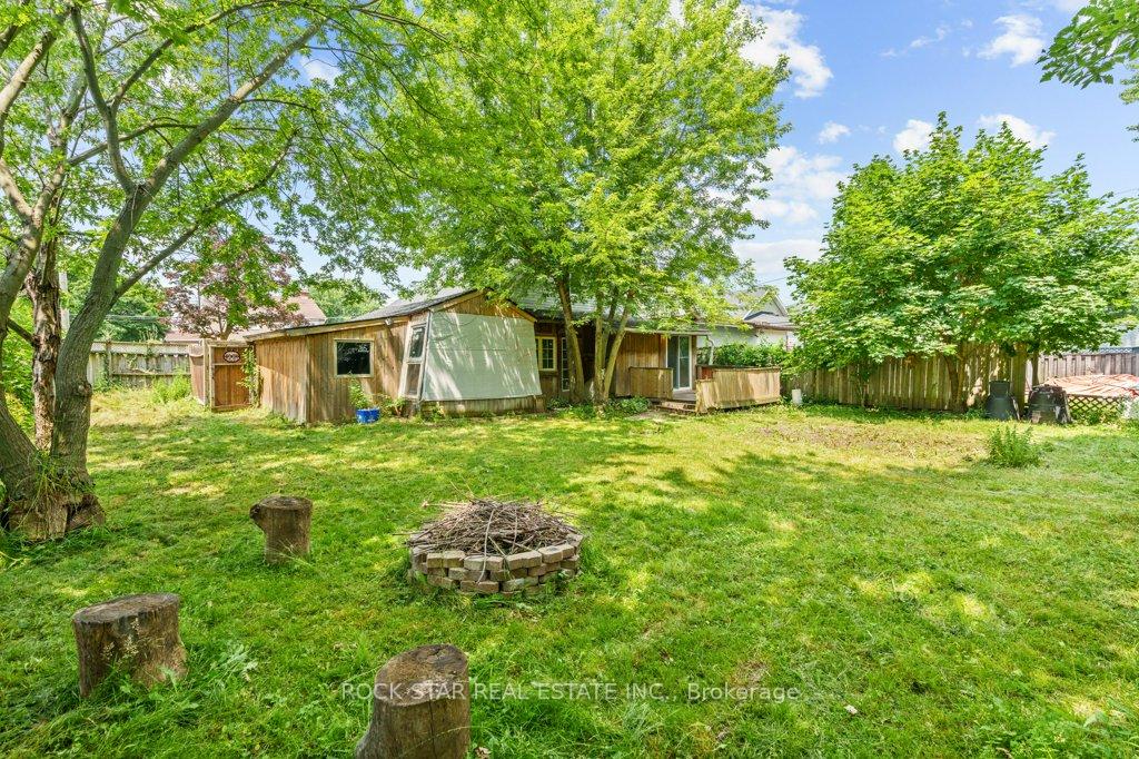 Photo 27 of 158 Crowland Avenue, Welland, Lincoln/Crowland — HOMEH