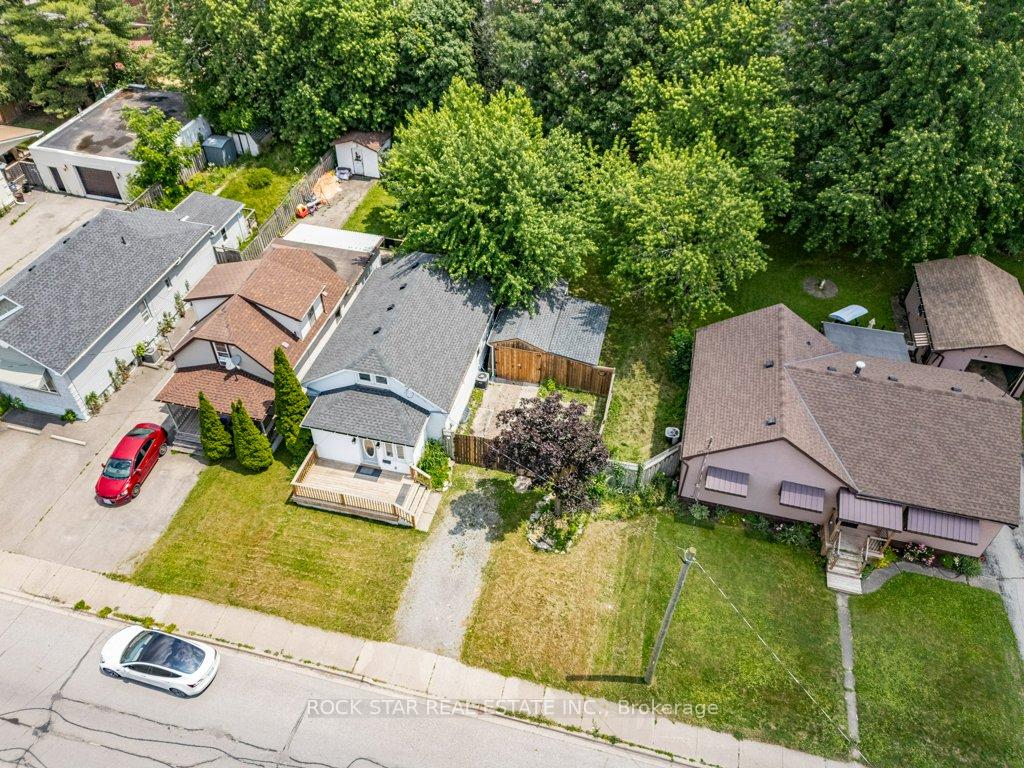 Photo 31 of 158 Crowland Avenue, Welland, Lincoln/Crowland — HOMEH