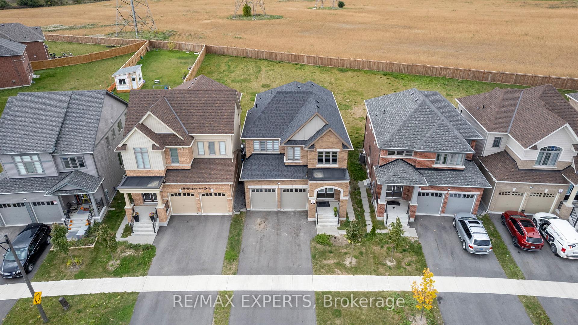 Photo 2 of 324 Windfields Farm Drive W, Oshawa, Windfields — HOMEH