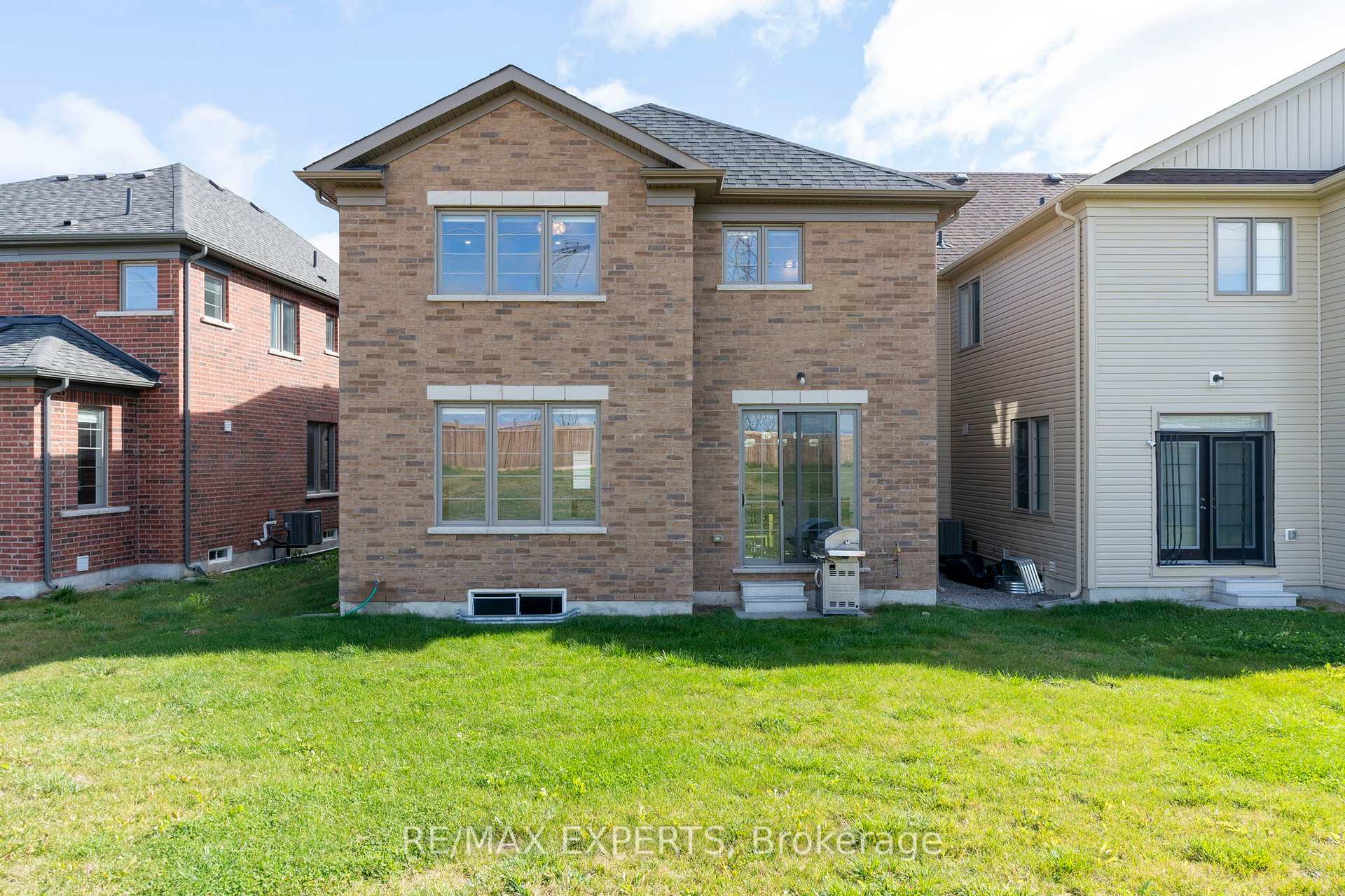 Photo 50 of 324 Windfields Farm Drive W, Oshawa, Windfields — HOMEH