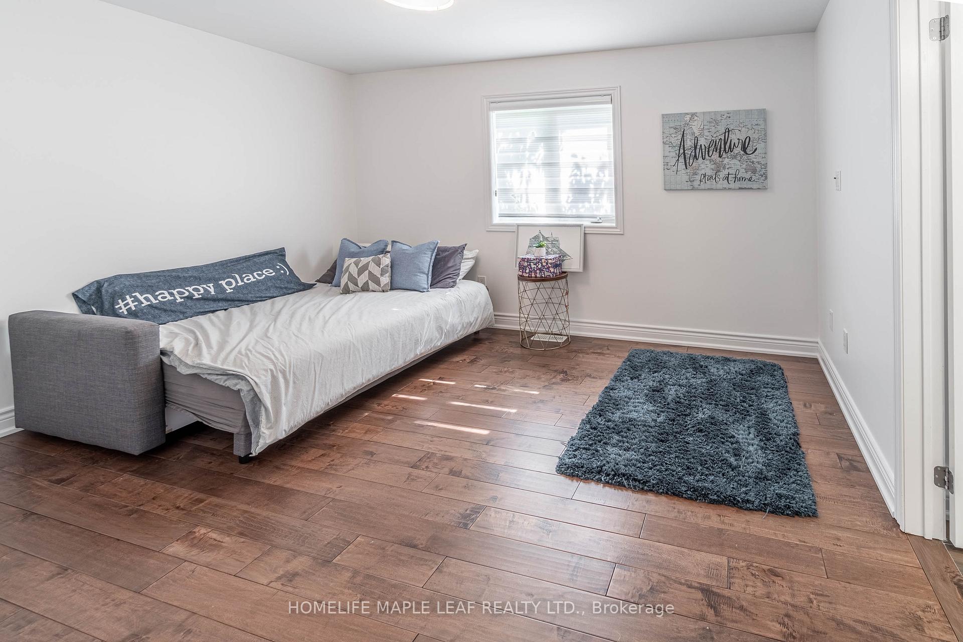 Photo 23 of 31 Maurier Boulevard, Vaughan, Patterson — HOMEH