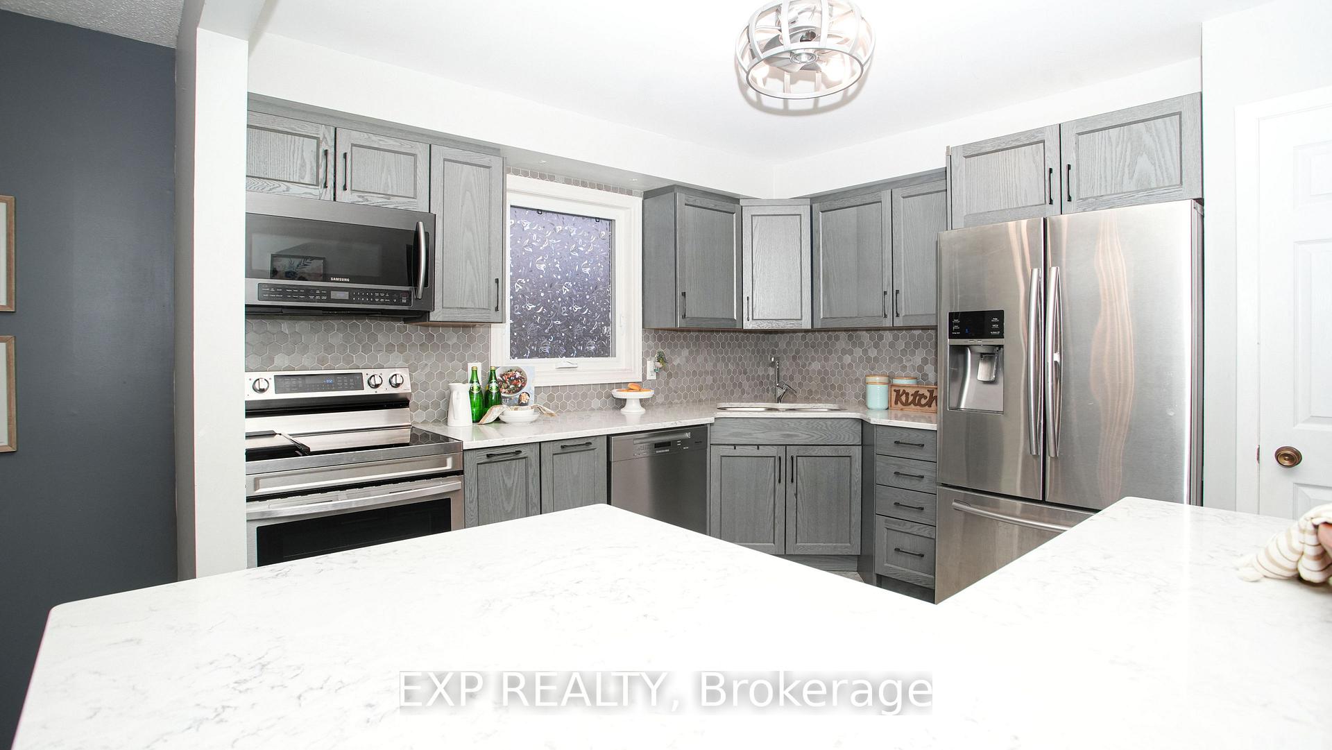 Photo 16 of 79 Robinson Crescent, Whitby, Pringle Creek — HOMEH
