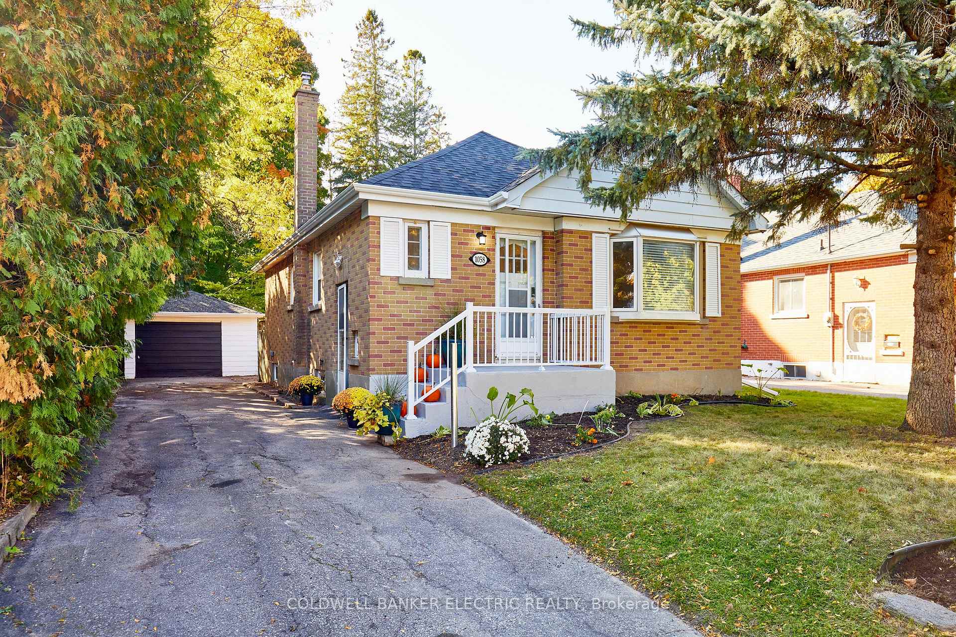 Front of 1058 Hortop Street