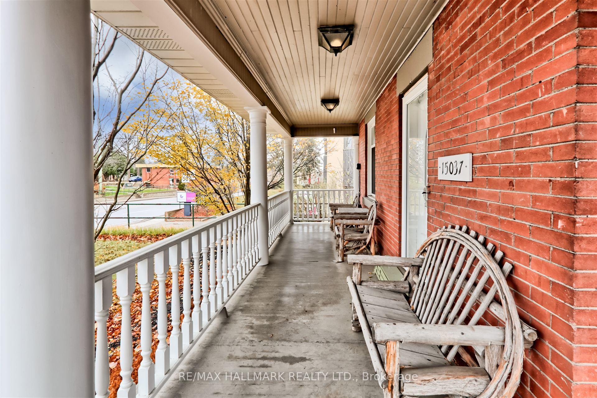 Photo 3 of 15037 Yonge Street, Aurora, Aurora Village — HOMEH