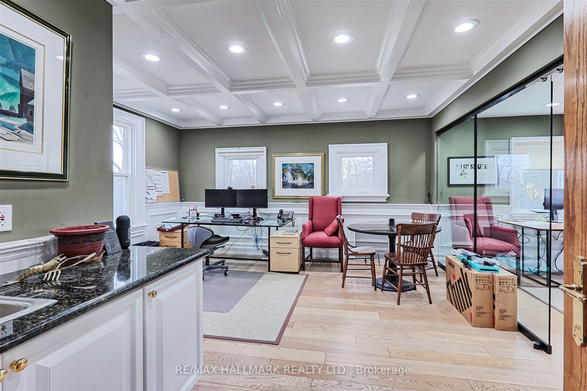 Photo 24 of 15037 Yonge Street, Aurora, Aurora Village — HOMEH