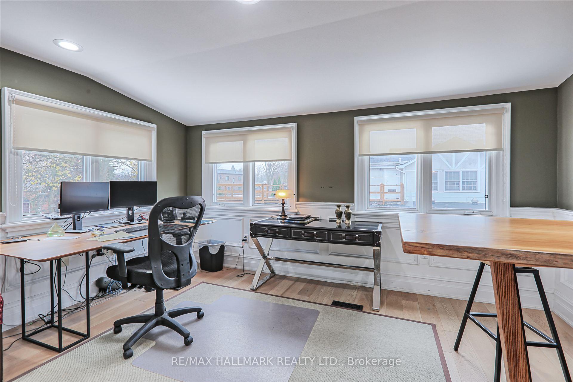 Photo 27 of 15037 Yonge Street, Aurora, Aurora Village — HOMEH