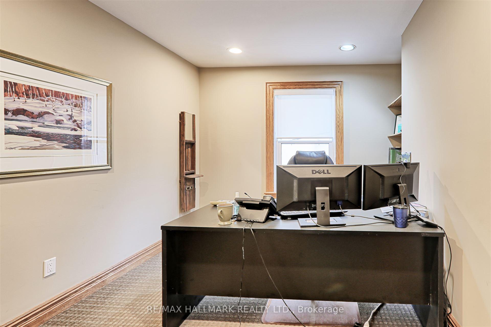 Photo 31 of 15037 Yonge Street, Aurora, Aurora Village — HOMEH