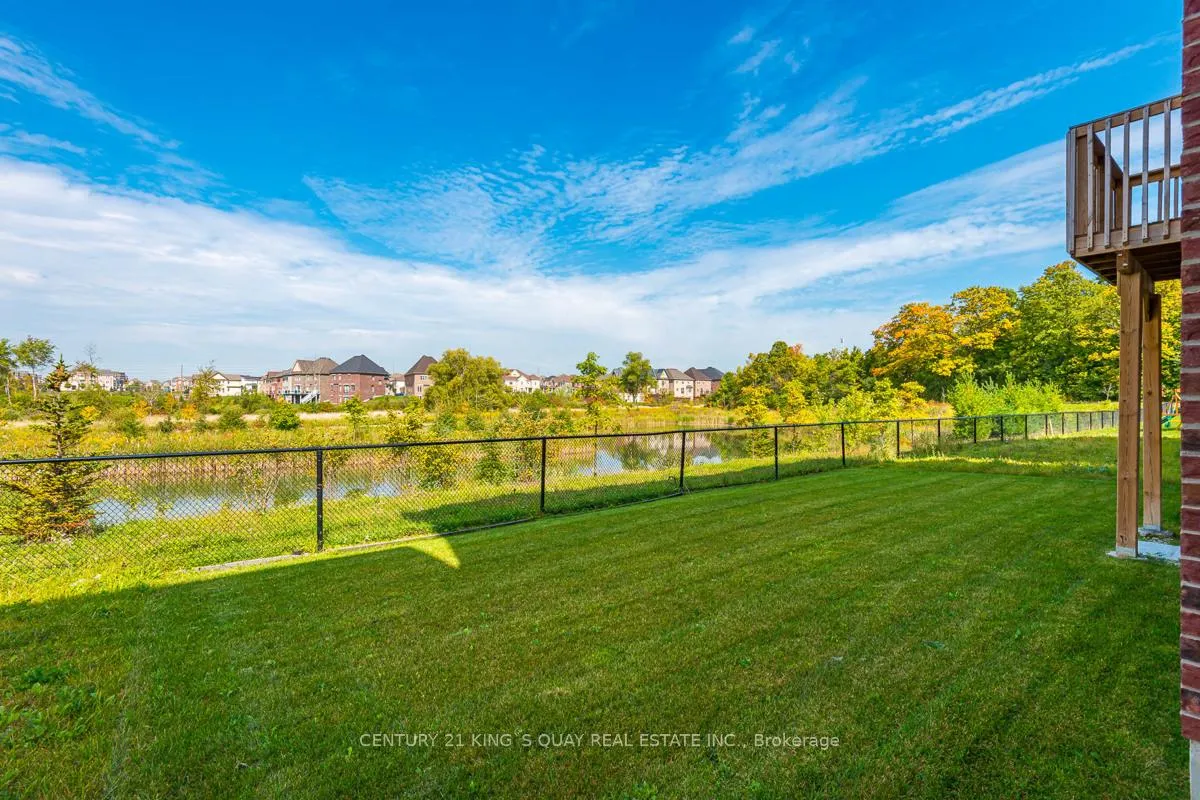 Photo 28 of 72 Joseph Hartman Crescent, Aurora, Rural Aurora — HOMEH