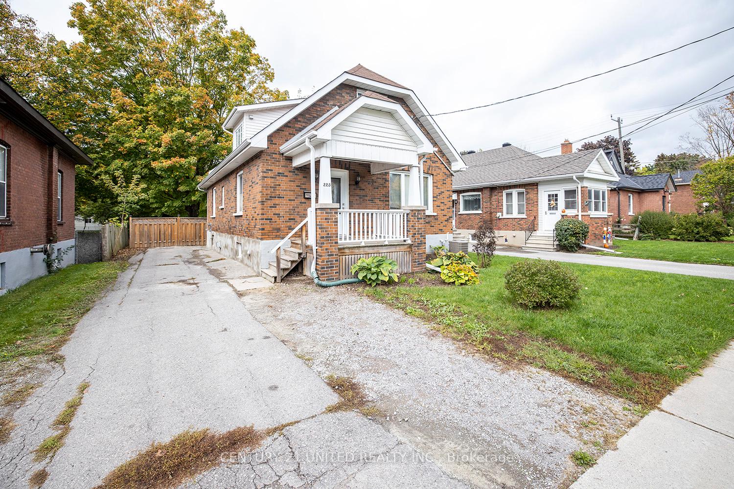 Photo 2 of 225 Mark Street, Peterborough, Ashburnham Ward 4 — HOMEH