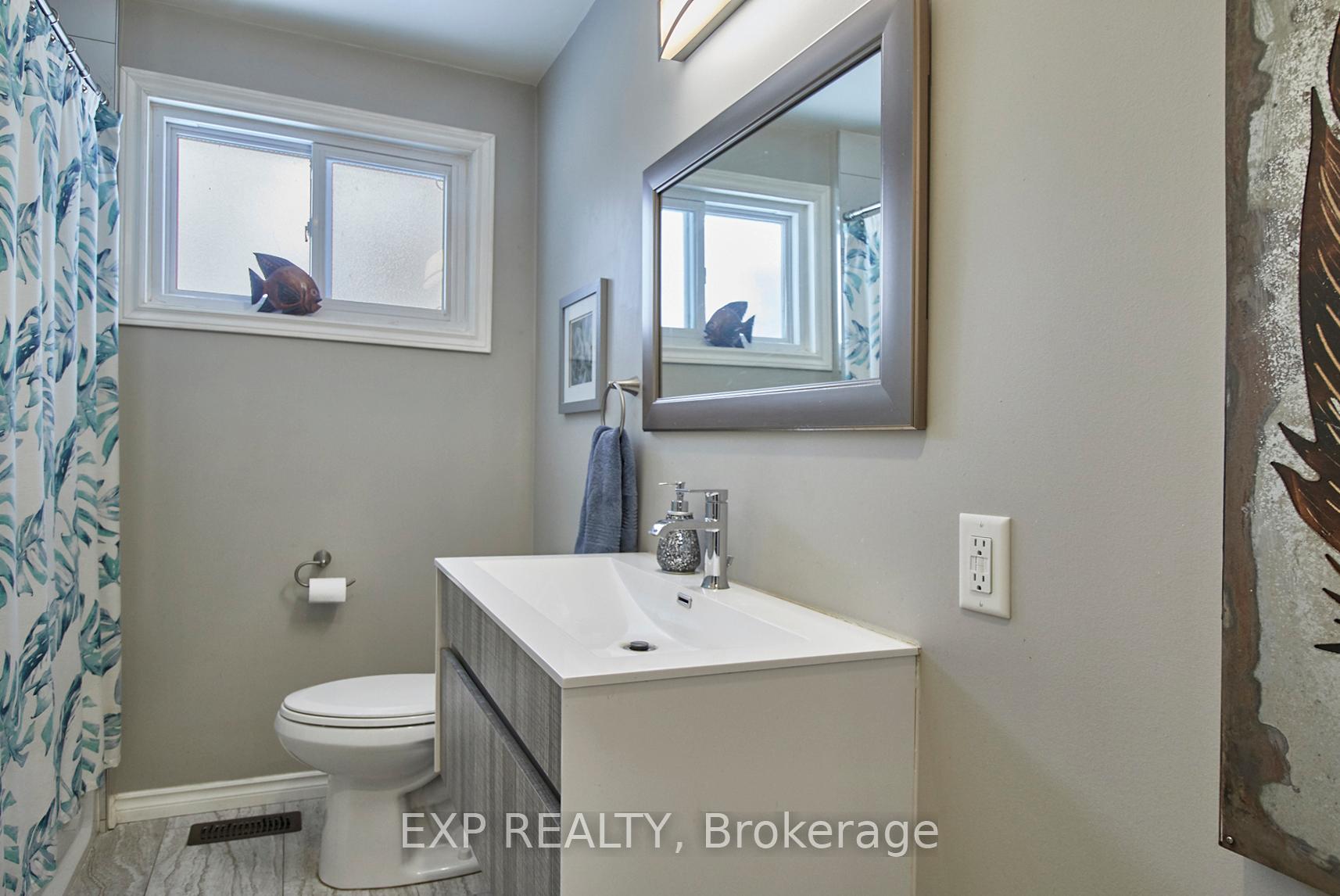 Photo 16 of 660 Lansdowne Drive, Oshawa, Eastdale — HOMEH