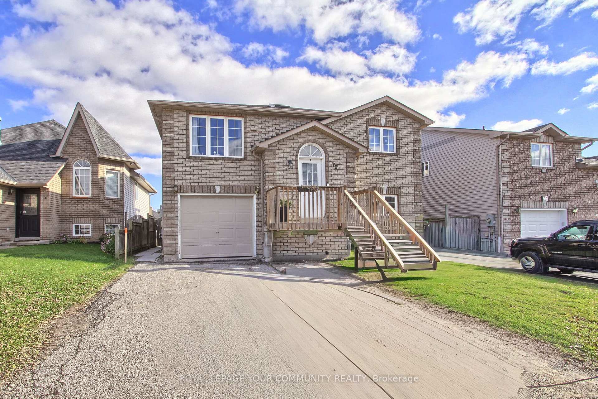 Photo 4 of 72 Ambler Bay, Barrie, Georgian Drive — HOMEH
