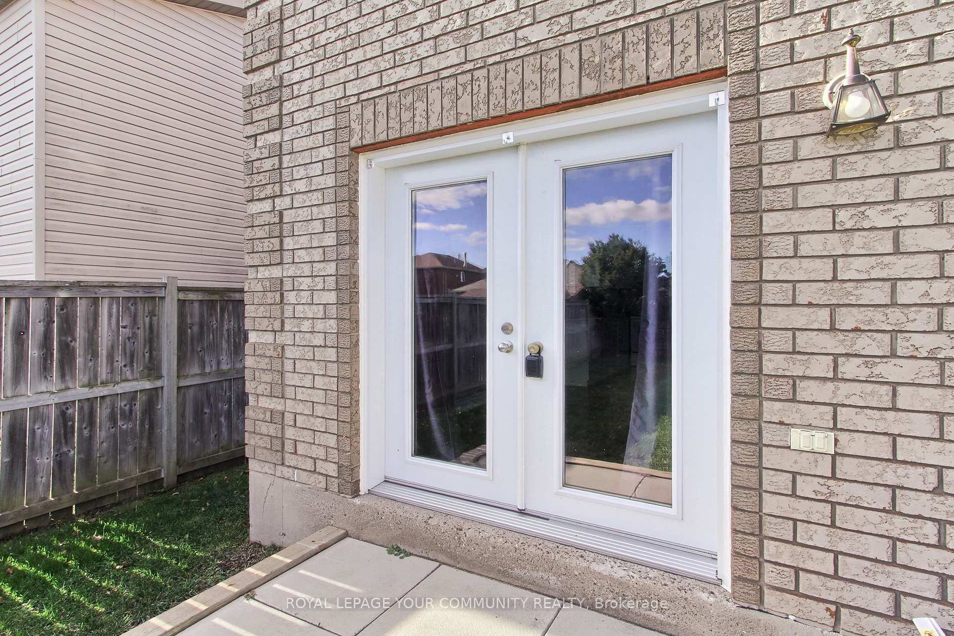 Photo 5 of 72 Ambler Bay, Barrie, Georgian Drive — HOMEH