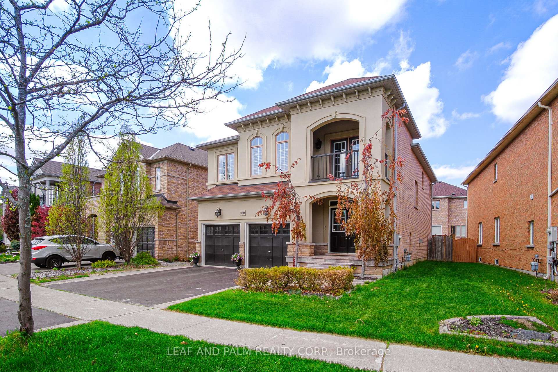 Photo 3 of 150 Peak Point Boulevard, Vaughan, Rural Vaughan — HOMEH