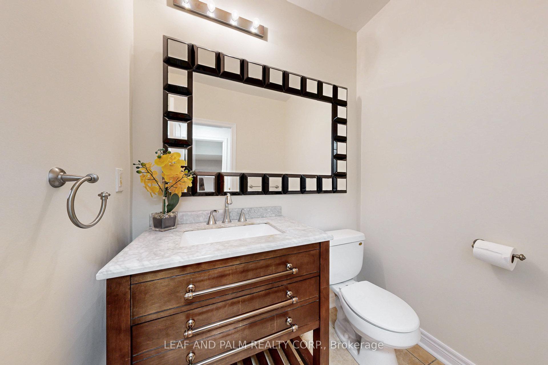 Photo 10 of 150 Peak Point Boulevard, Vaughan, Rural Vaughan — HOMEH