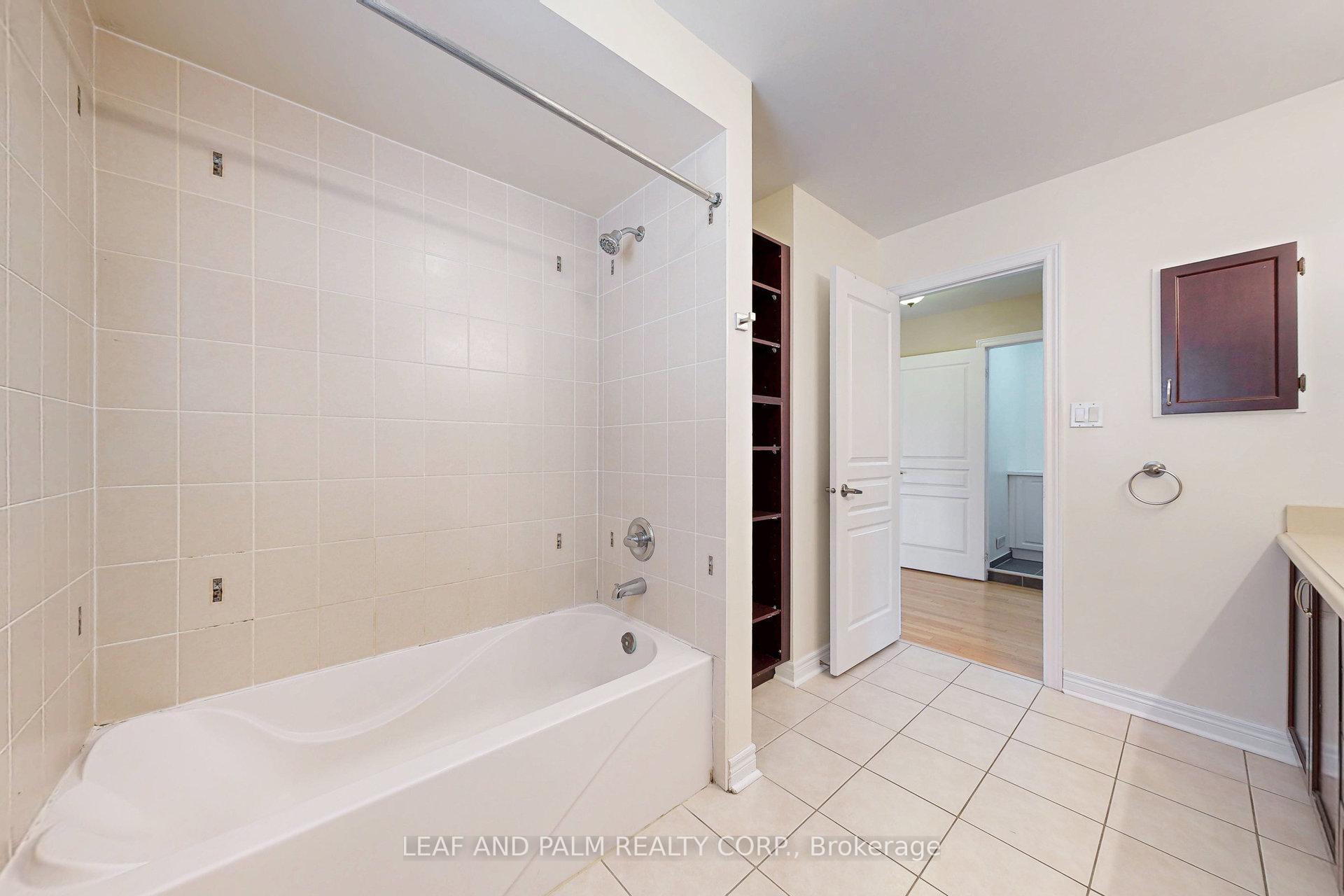 Photo 30 of 150 Peak Point Boulevard, Vaughan, Rural Vaughan — HOMEH