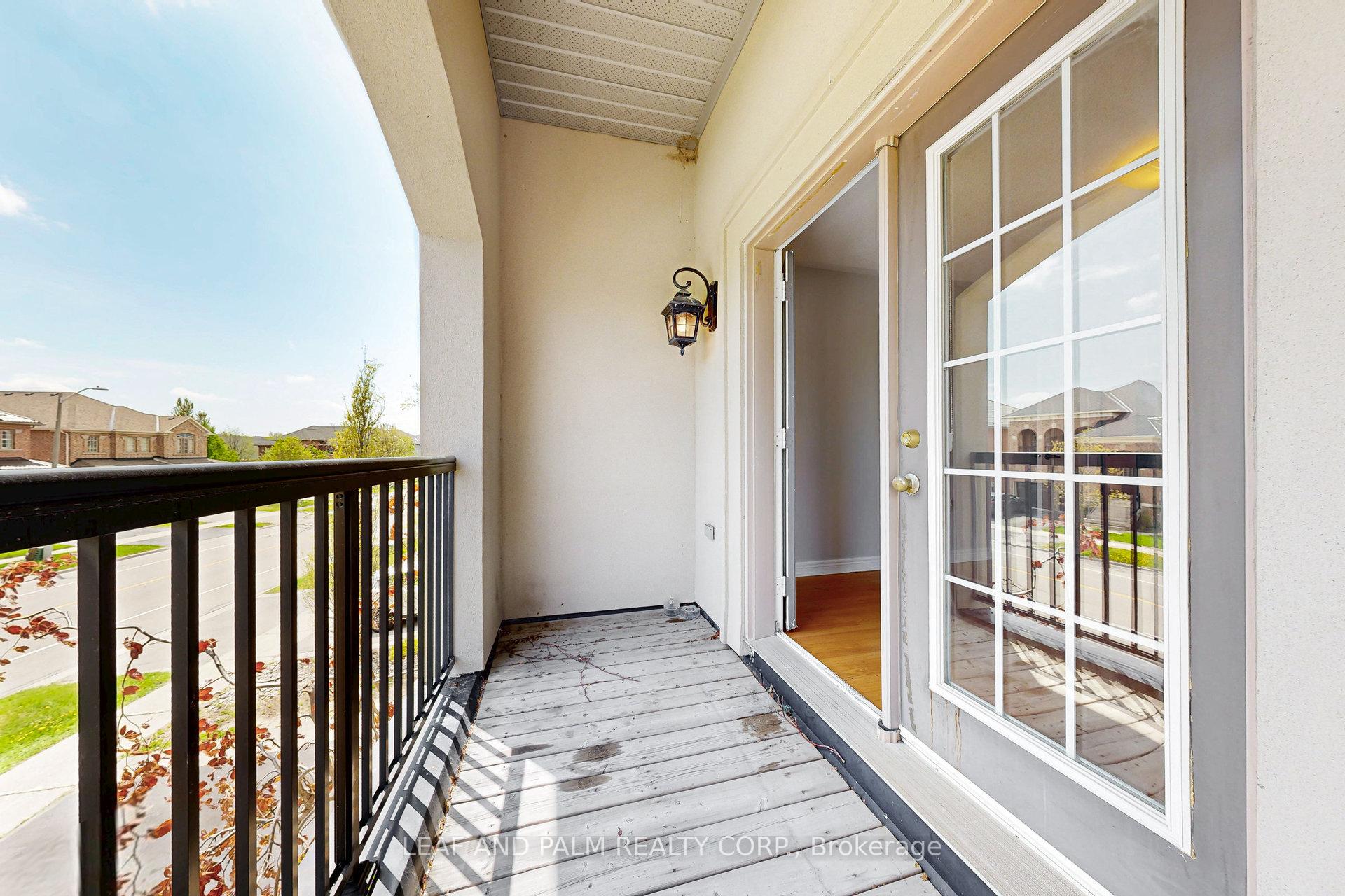 Photo 32 of 150 Peak Point Boulevard, Vaughan, Rural Vaughan — HOMEH