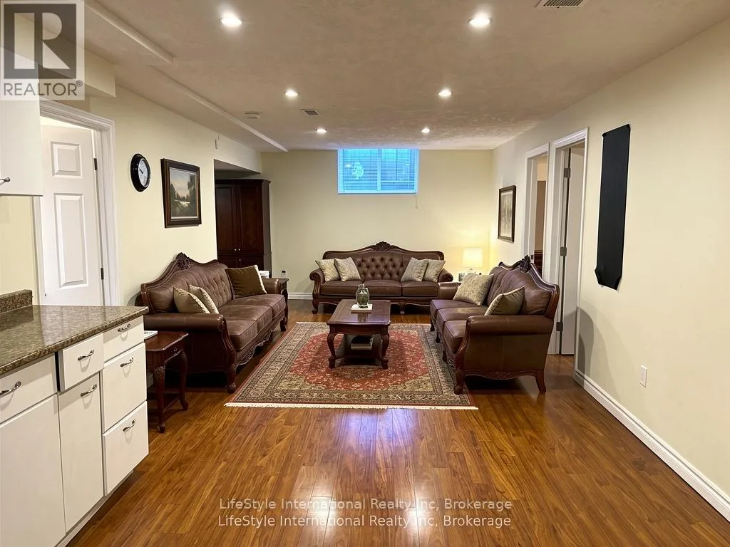 Photo 1 of Unit Lower, 114 Clairfields Drive W, Guelph, Clairfields/Hanlon Business Park — HOMEH
