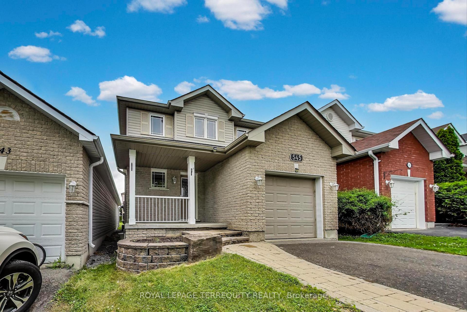 Photo 3 of 545 Clancy Crescent, Peterborough, Otonabee Ward 1 — HOMEH