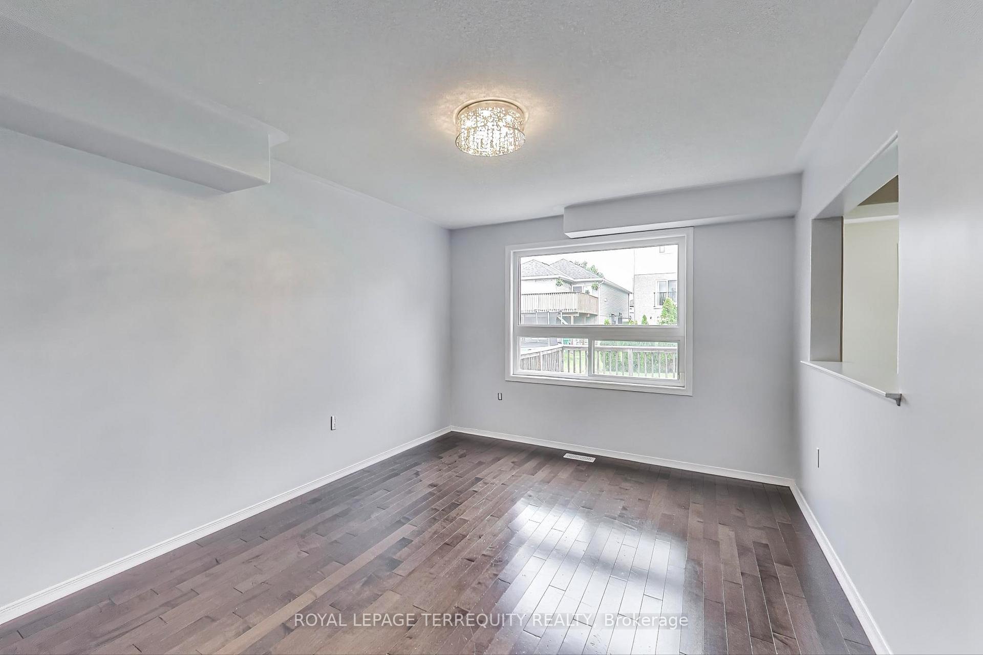 Photo 6 of 545 Clancy Crescent, Peterborough, Otonabee Ward 1 — HOMEH