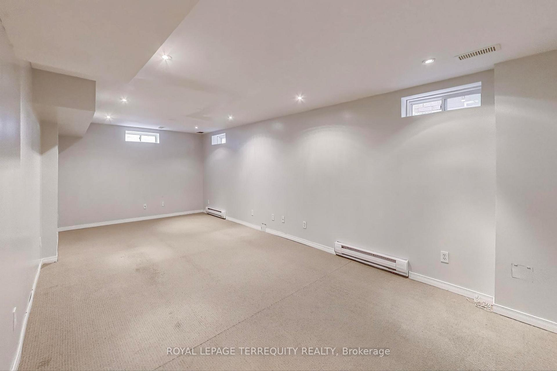 Photo 25 of 545 Clancy Crescent, Peterborough, Otonabee Ward 1 — HOMEH