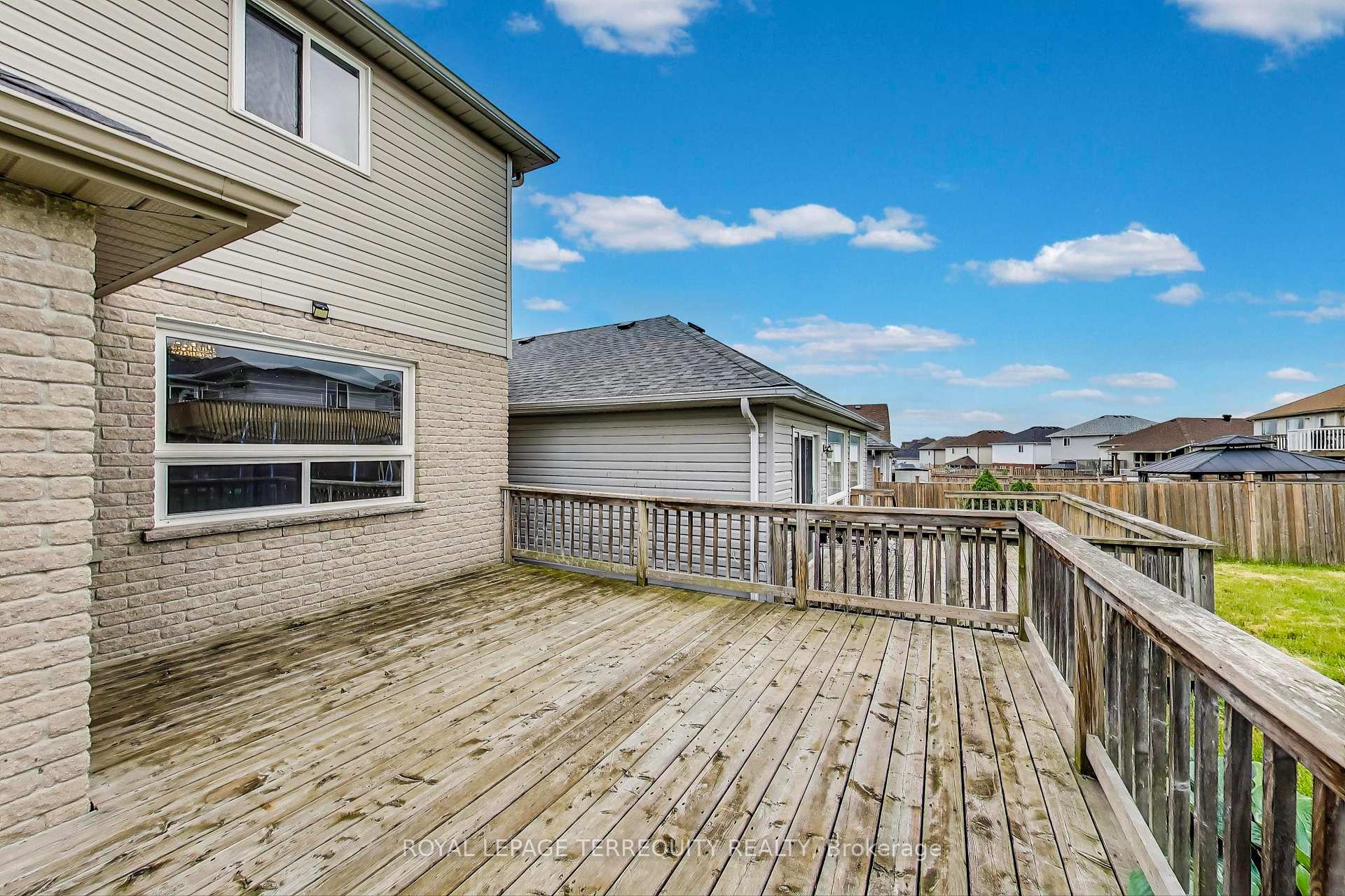 Photo 30 of 545 Clancy Crescent, Peterborough, Otonabee Ward 1 — HOMEH
