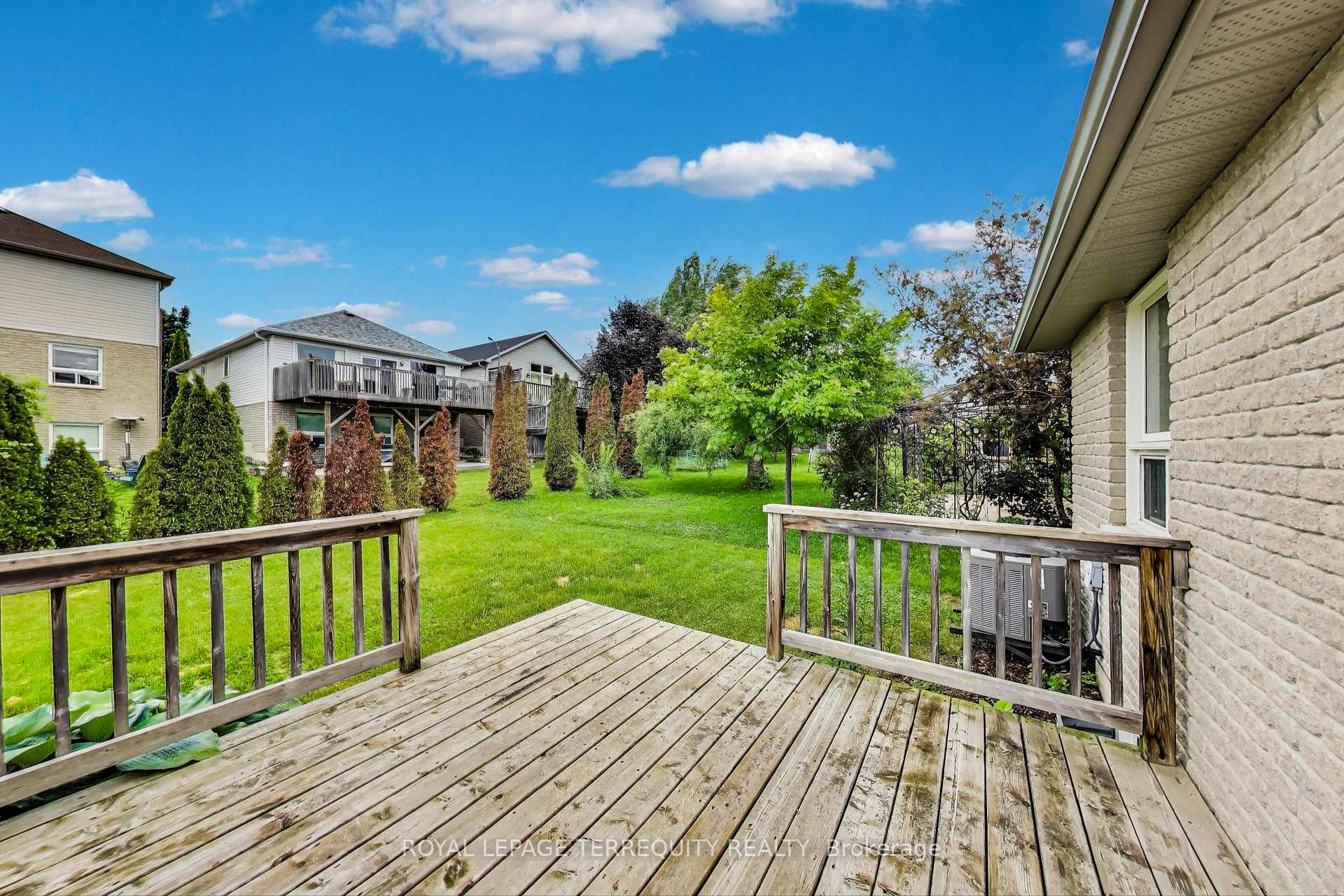 Photo 31 of 545 Clancy Crescent, Peterborough, Otonabee Ward 1 — HOMEH