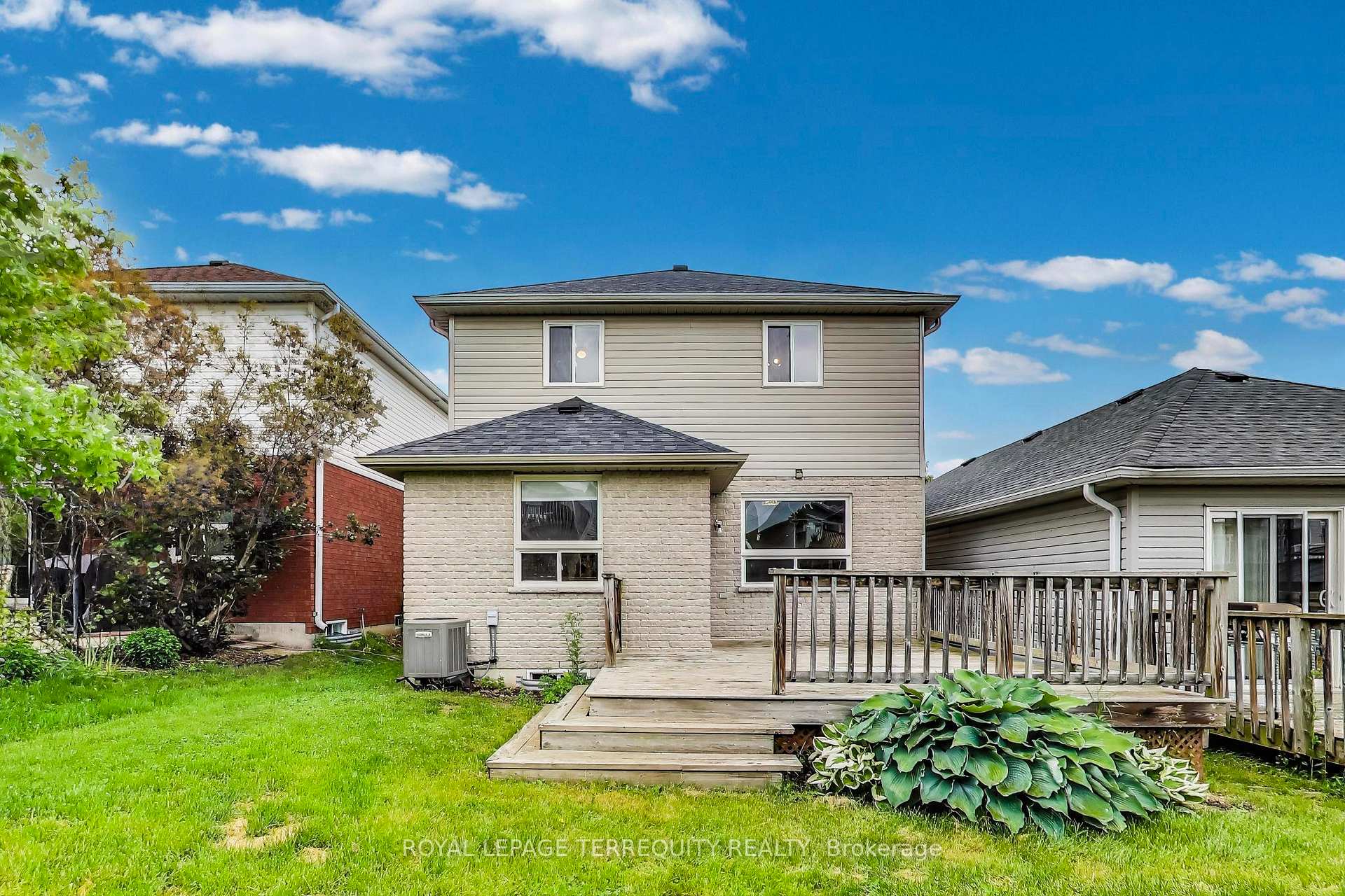 Photo 32 of 545 Clancy Crescent, Peterborough, Otonabee Ward 1 — HOMEH