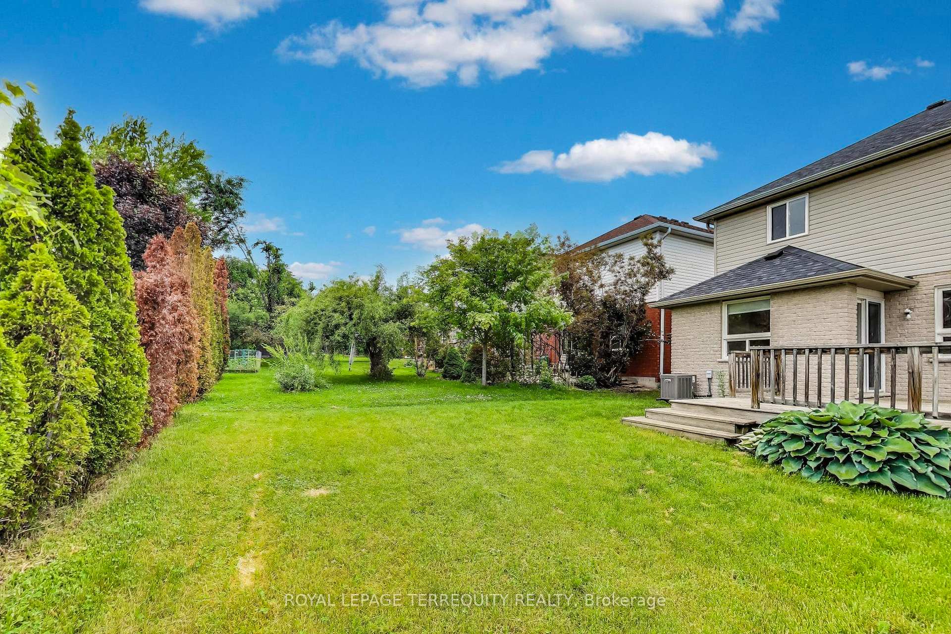 Photo 37 of 545 Clancy Crescent, Peterborough, Otonabee Ward 1 — HOMEH