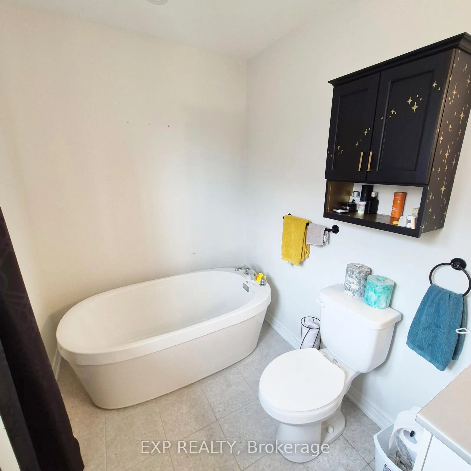 Photo 20 of 1056 Rippingale Trail, Peterborough, Northcrest Ward 5 — HOMEH