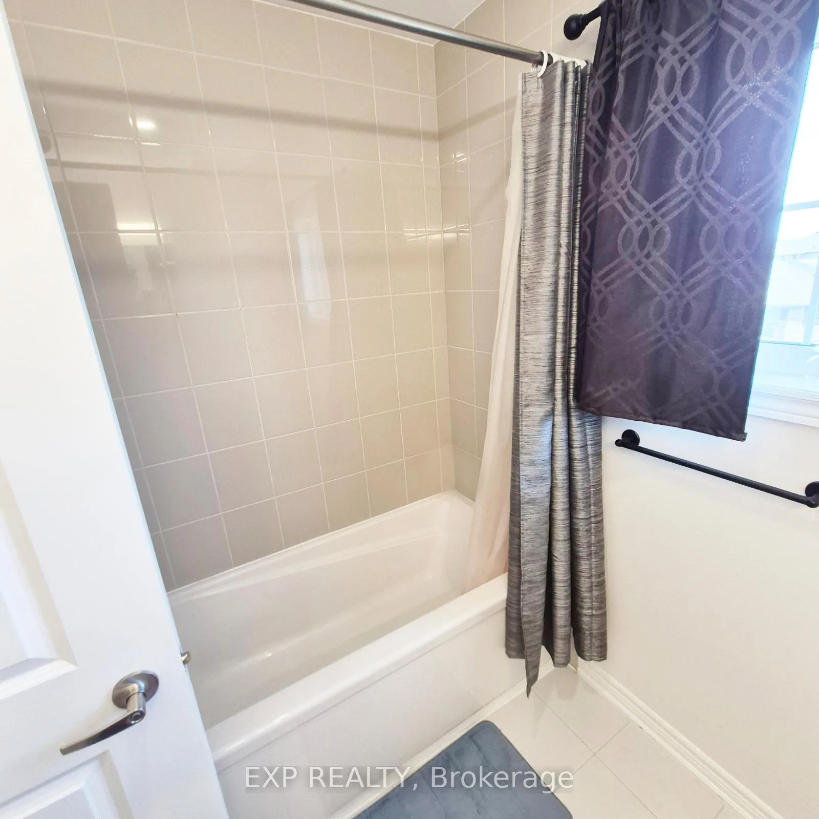 Photo 26 of 1056 Rippingale Trail, Peterborough, Northcrest Ward 5 — HOMEH