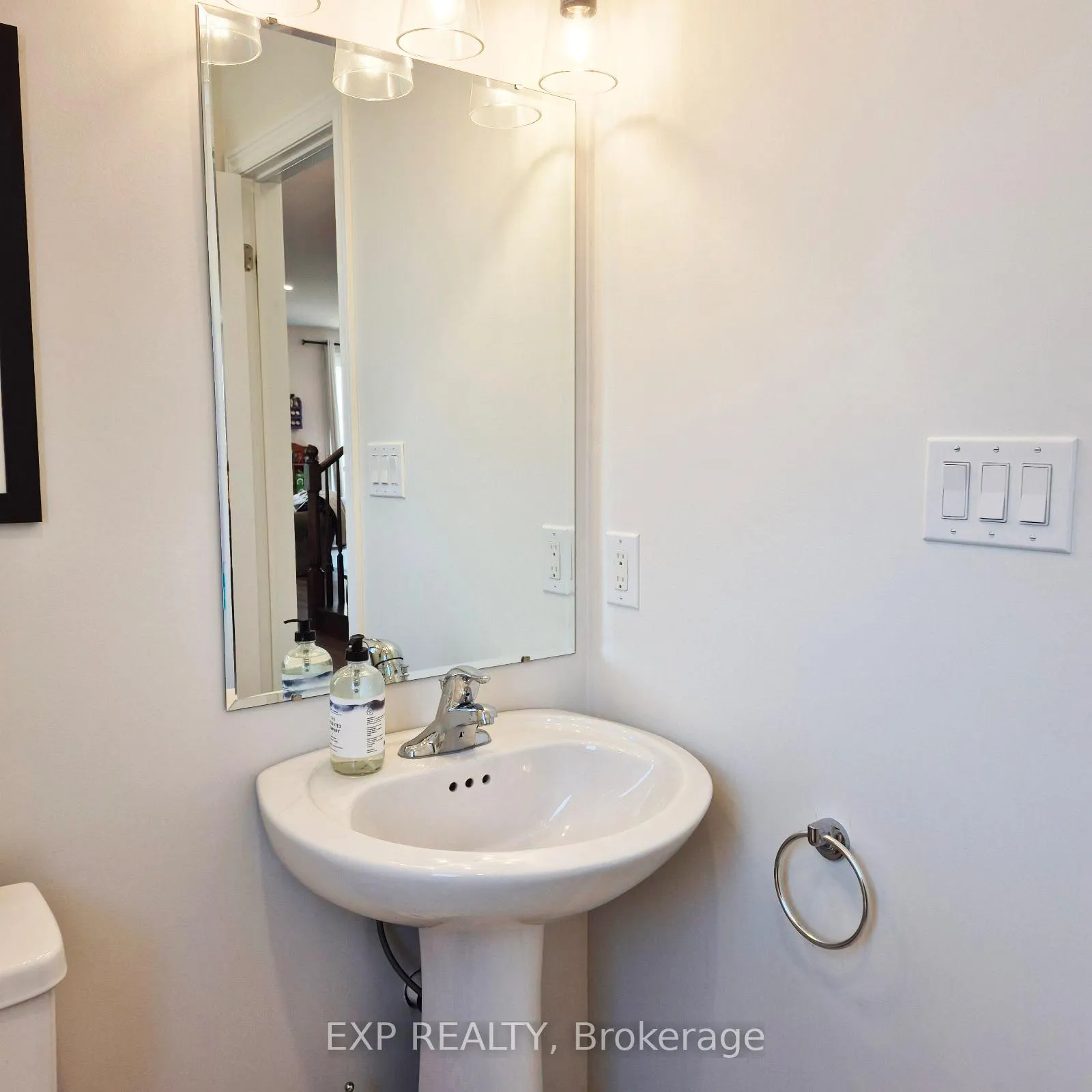 Photo 27 of 1056 Rippingale Trail, Peterborough, Northcrest Ward 5 — HOMEH