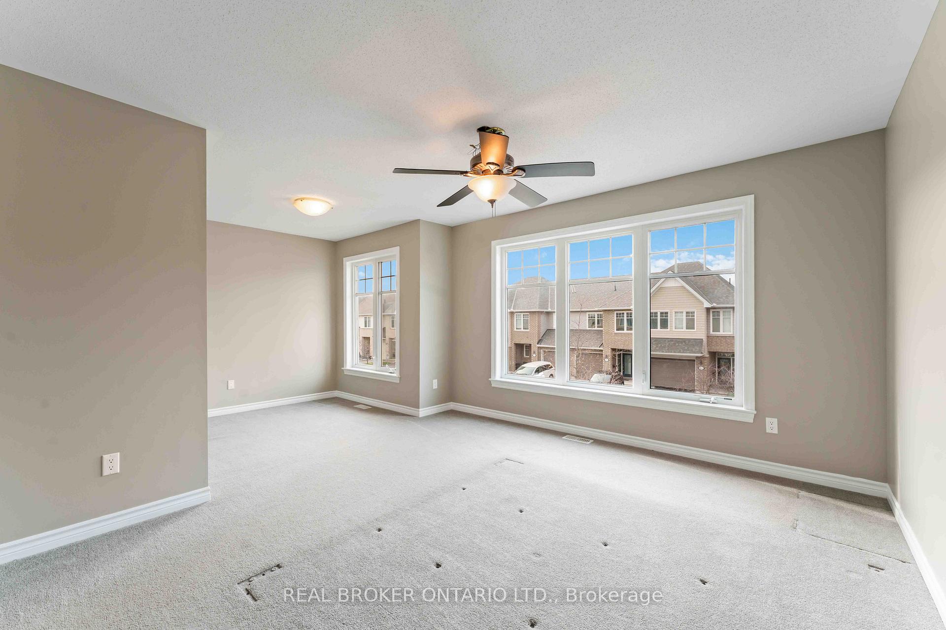 Photo 9 of 985 Bunchberry Way S, Ottawa, Blossom Park/Kemp Park/Findlay Creek — HOMEH