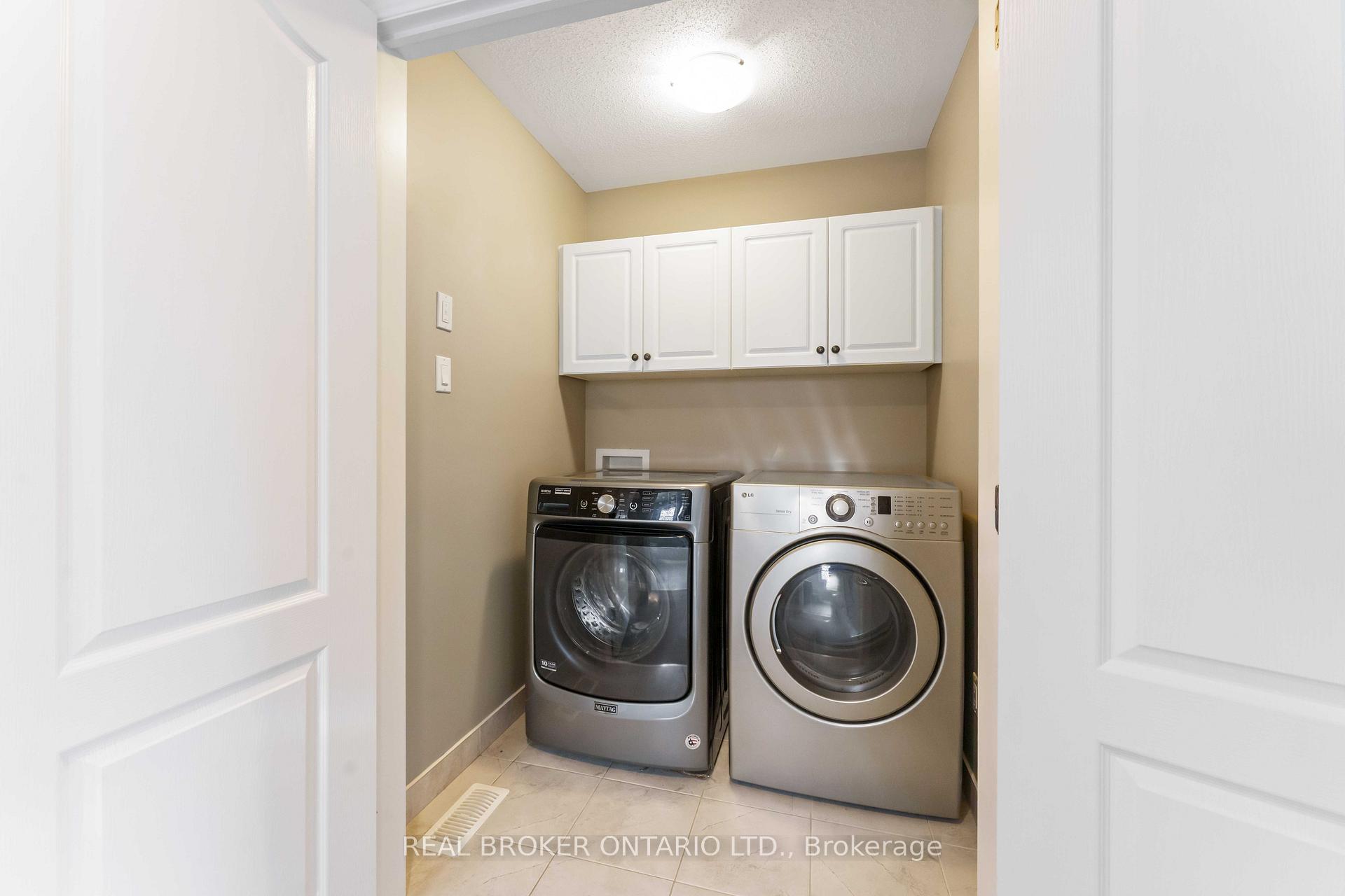 Photo 12 of 985 Bunchberry Way S, Ottawa, Blossom Park/Kemp Park/Findlay Creek — HOMEH