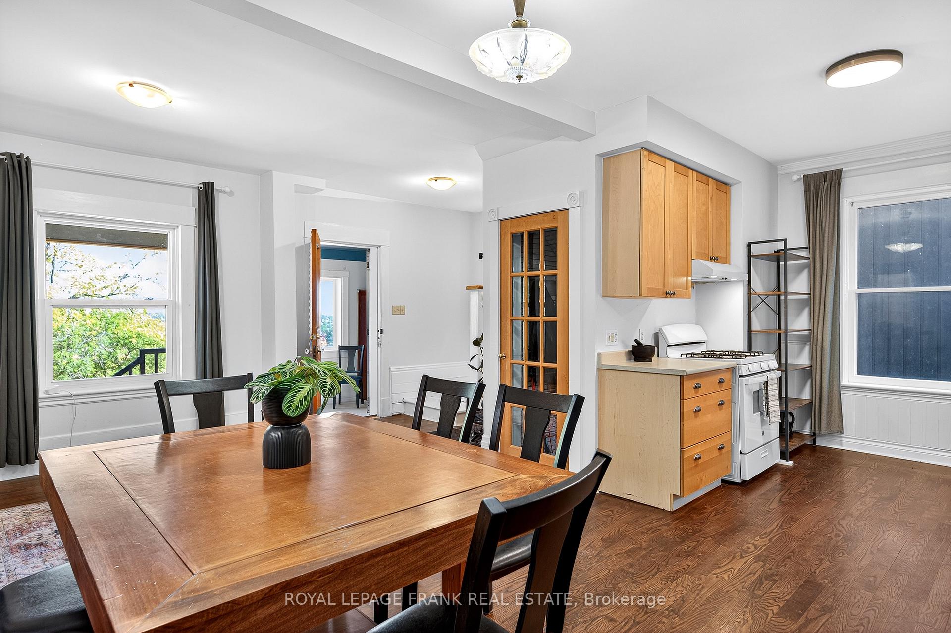 Photo 12 of 1217 Grandview Avenue, Peterborough, Otonabee Ward 1 — HOMEH