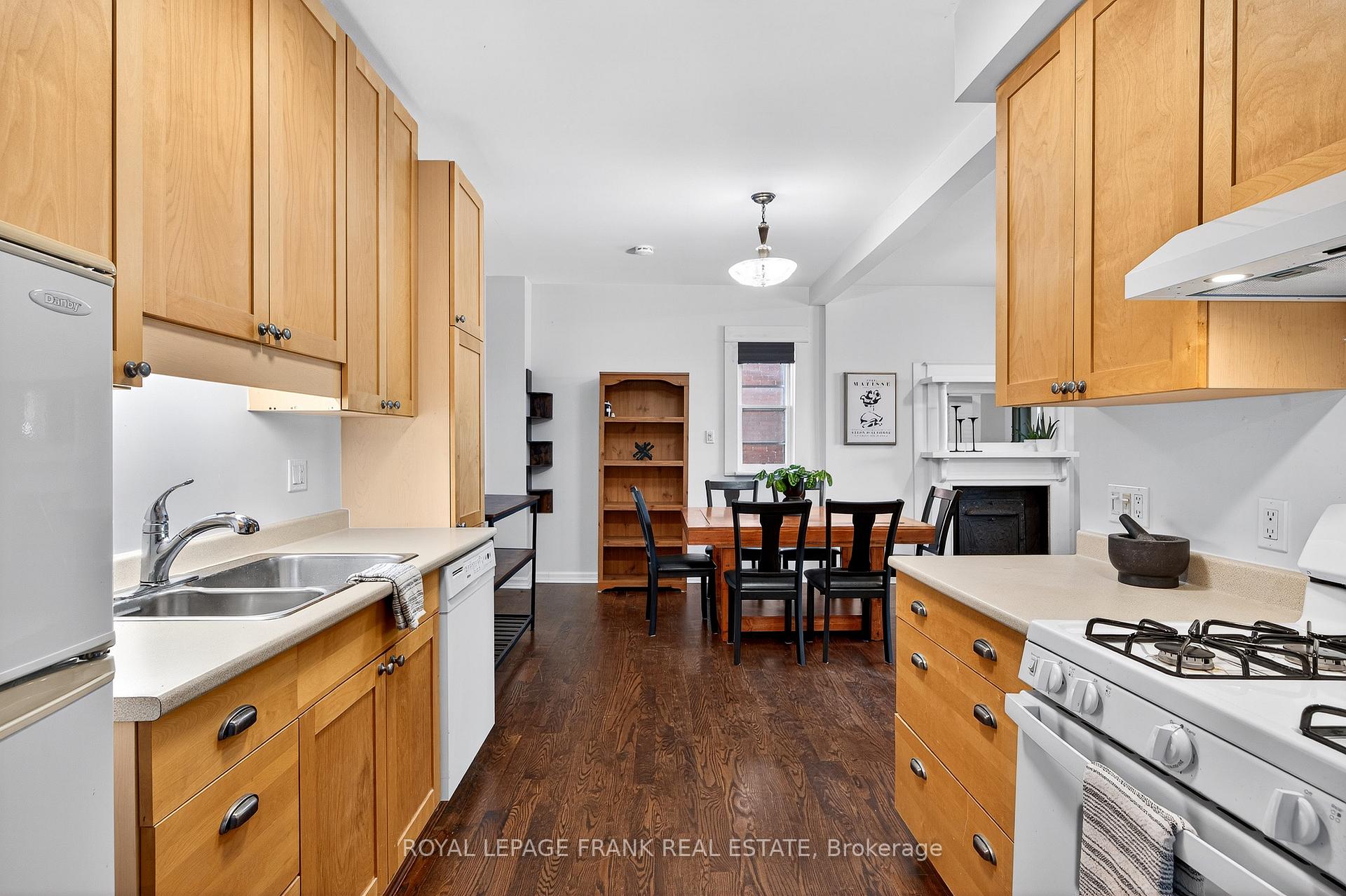 Photo 15 of 1217 Grandview Avenue, Peterborough, Otonabee Ward 1 — HOMEH