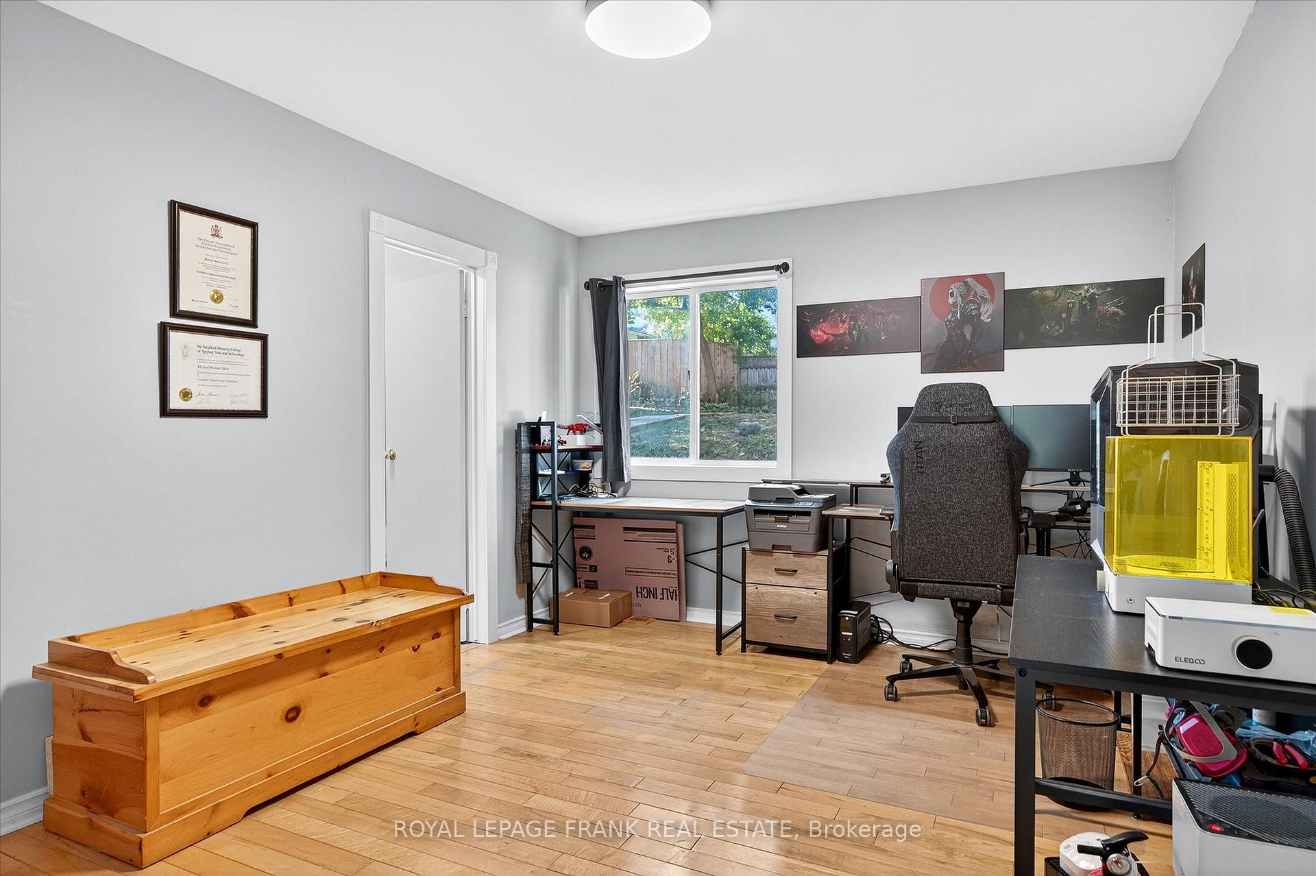 Photo 17 of 1217 Grandview Avenue, Peterborough, Otonabee Ward 1 — HOMEH