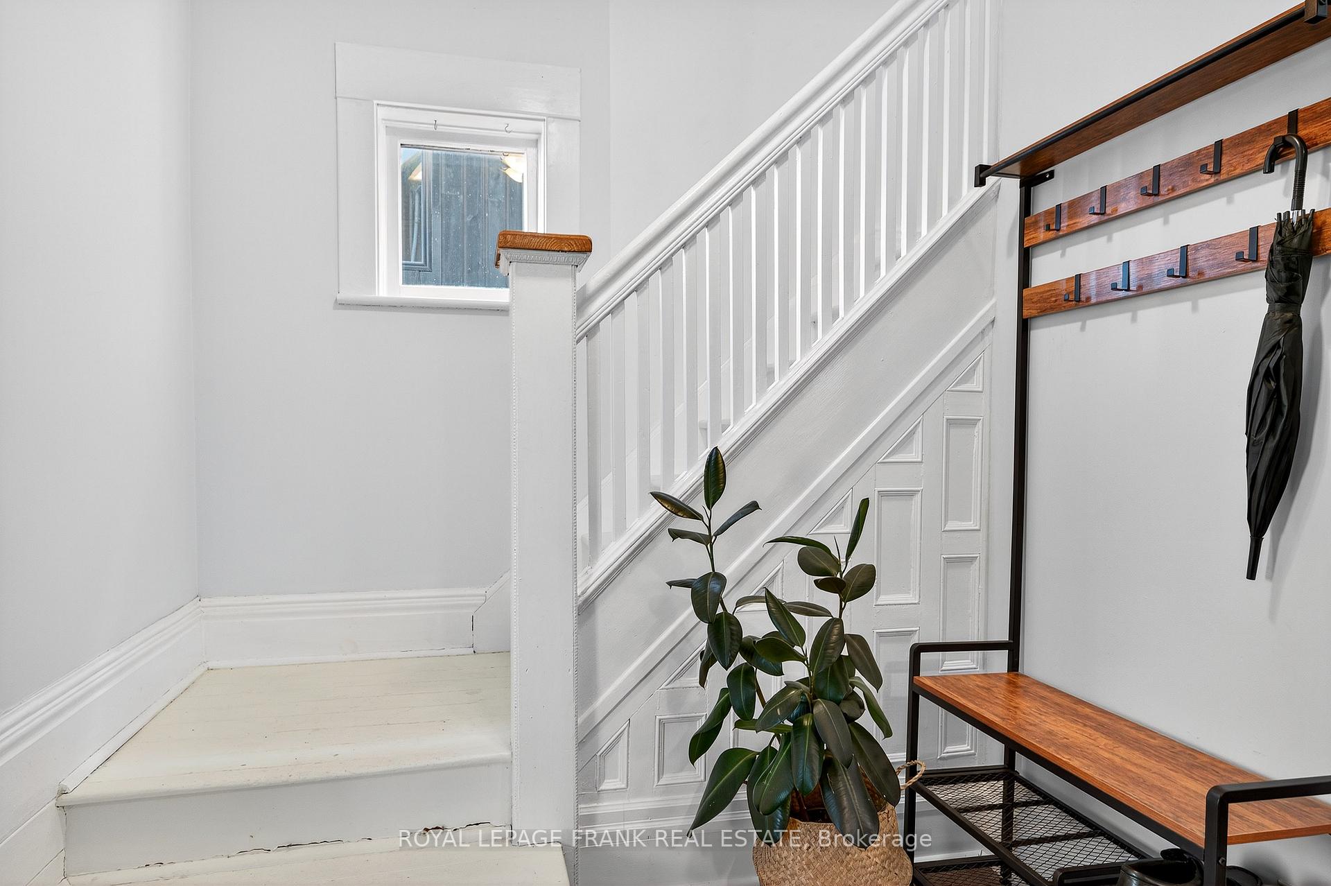 Photo 25 of 1217 Grandview Avenue, Peterborough, Otonabee Ward 1 — HOMEH