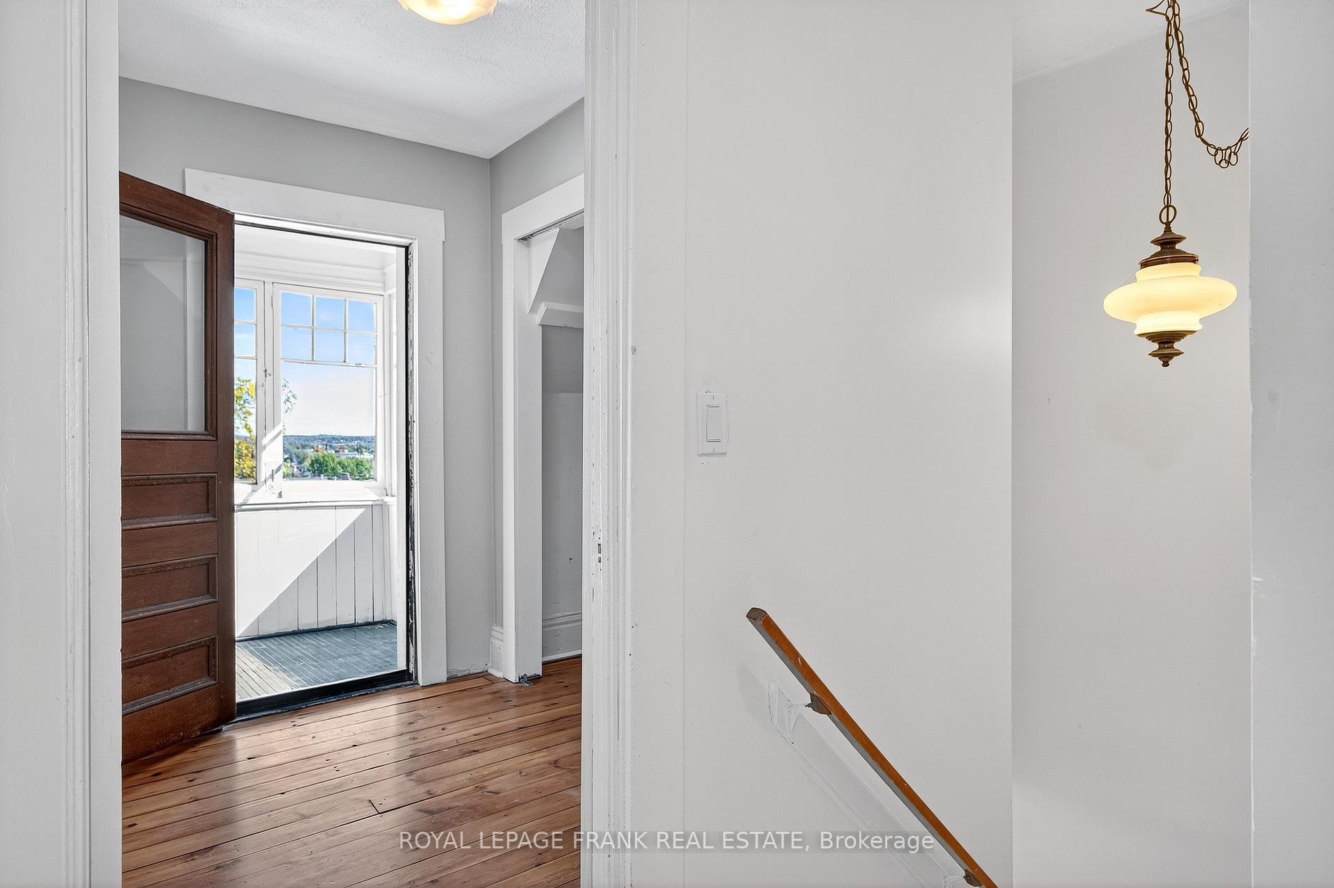 Photo 26 of 1217 Grandview Avenue, Peterborough, Otonabee Ward 1 — HOMEH