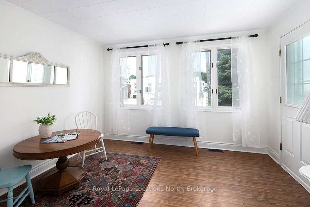 Photo 2 of 166 Clark Street, Blue Mountains — HOMEH
