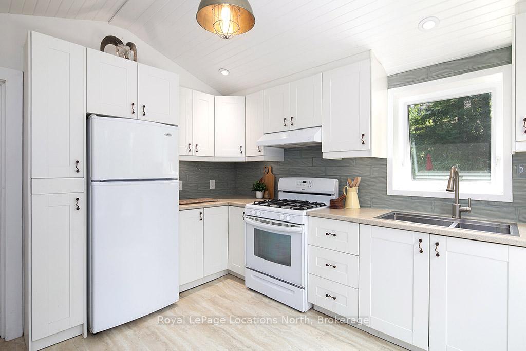 Photo 7 of 166 Clark Street, Blue Mountains — HOMEH