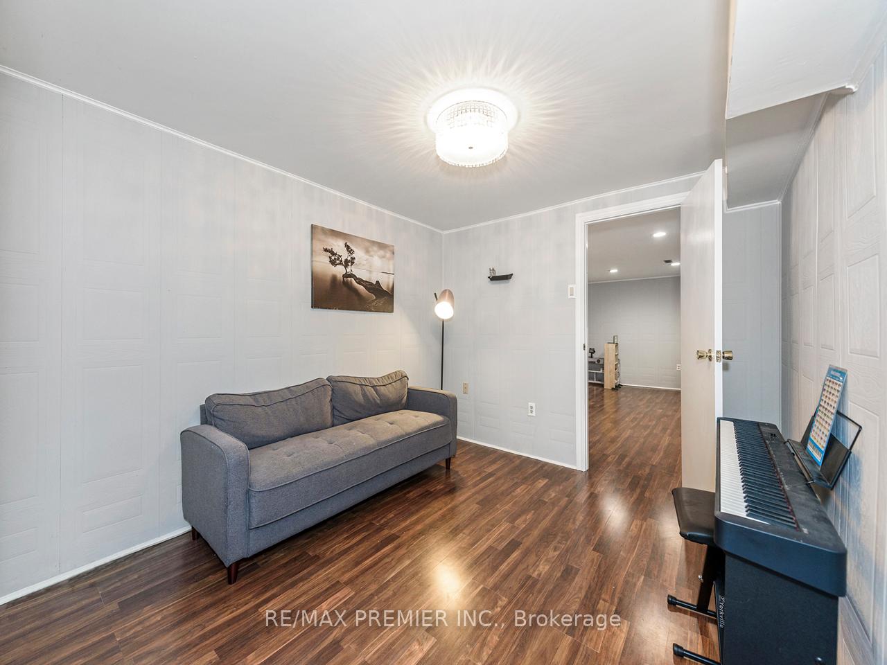 Photo 20 of 84 Hord Crescent, Vaughan, Lakeview Estates — HOMEH