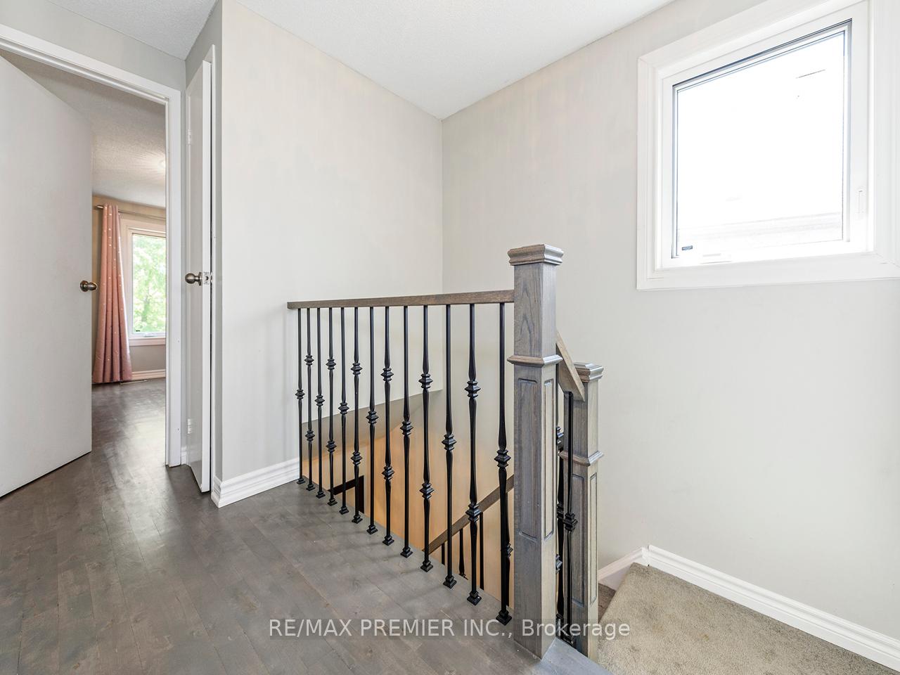 Photo 21 of 84 Hord Crescent, Vaughan, Lakeview Estates — HOMEH