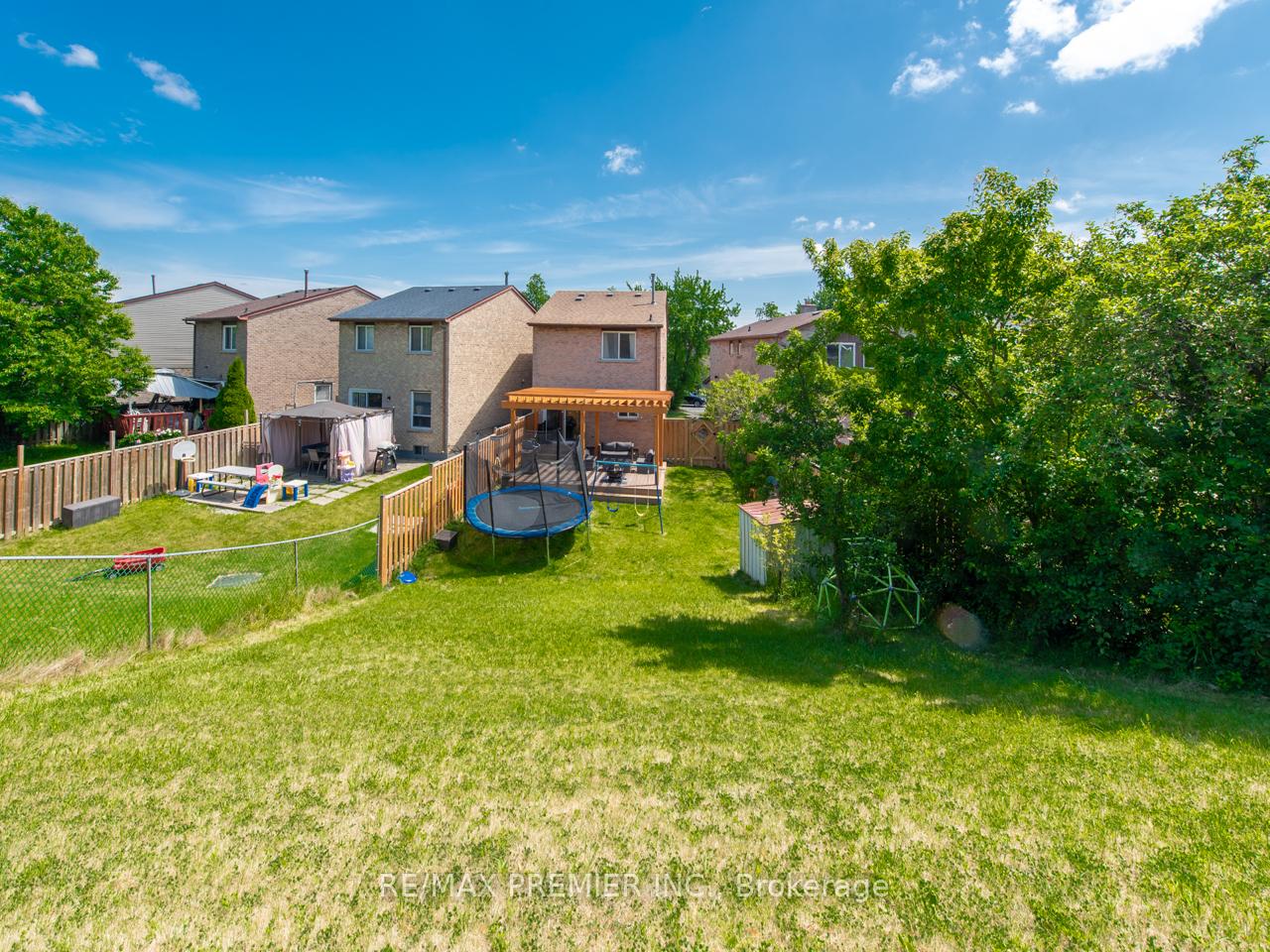 Photo 30 of 84 Hord Crescent, Vaughan, Lakeview Estates — HOMEH