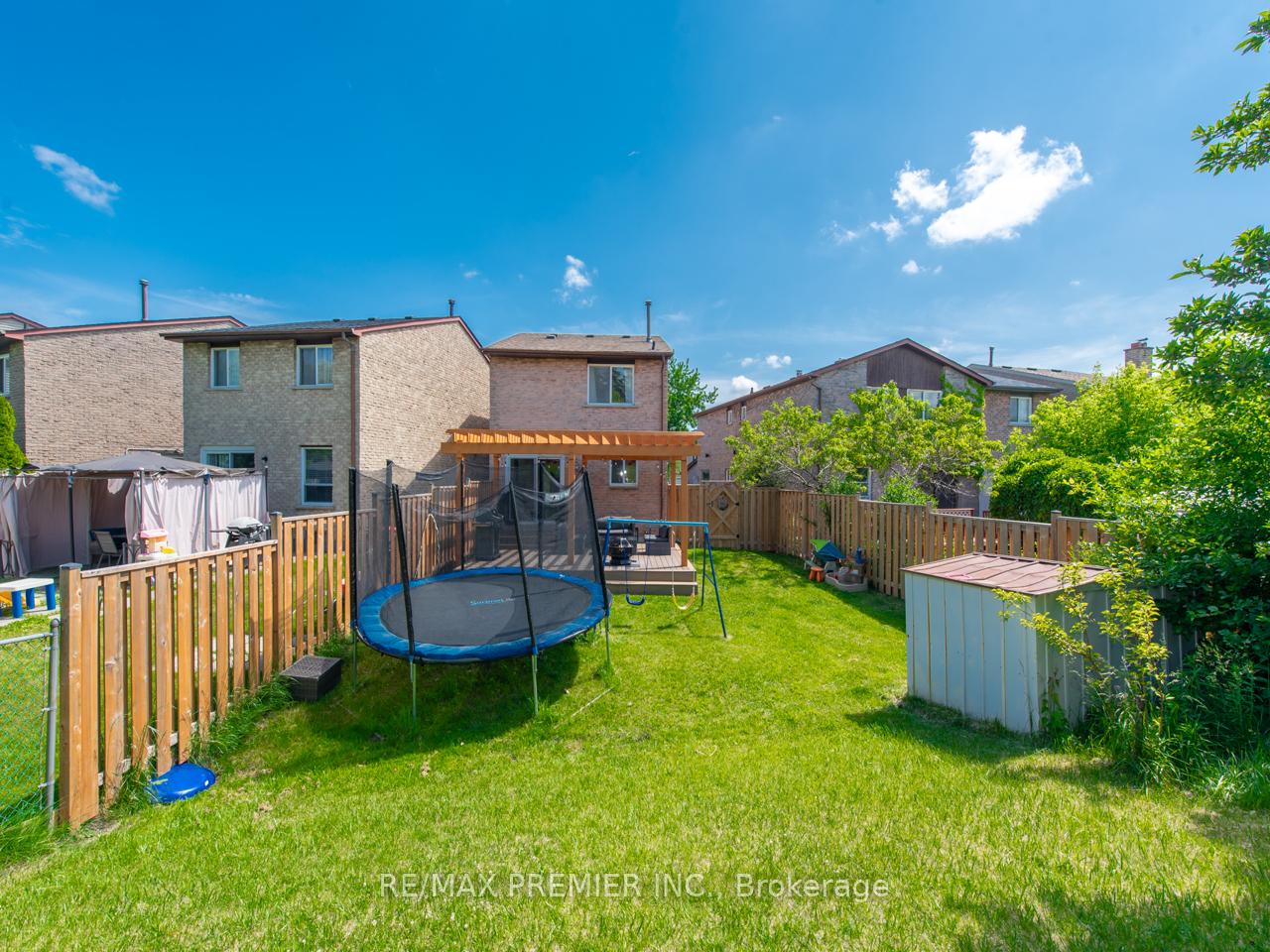 Photo 31 of 84 Hord Crescent, Vaughan, Lakeview Estates — HOMEH