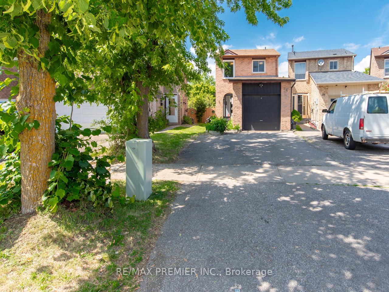 Photo 32 of 84 Hord Crescent, Vaughan, Lakeview Estates — HOMEH